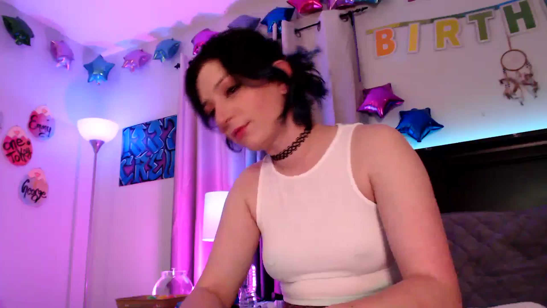 Gallery image thumbnail from BirthdayBEACH's myfreecams stream on, 04/22/2025, 04:24 image 16 of 20
