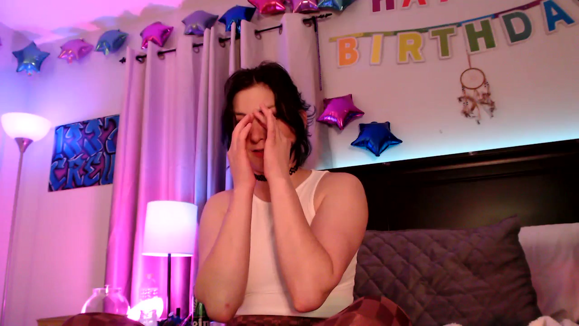 Gallery image thumbnail from BirthdayBEACH's myfreecams stream on, 04/22/2025, 06:40 image 3 of 20