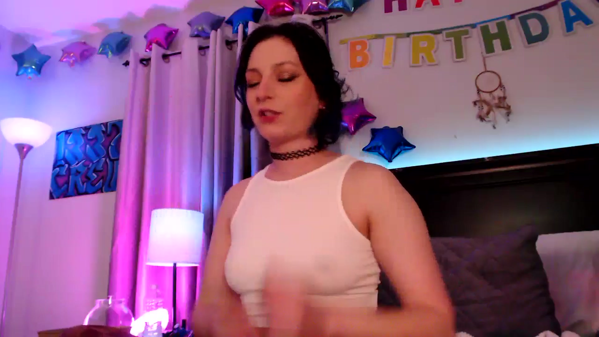 Gallery image thumbnail from BirthdayBEACH's myfreecams stream on, 04/22/2025, 06:40 image 4 of 20