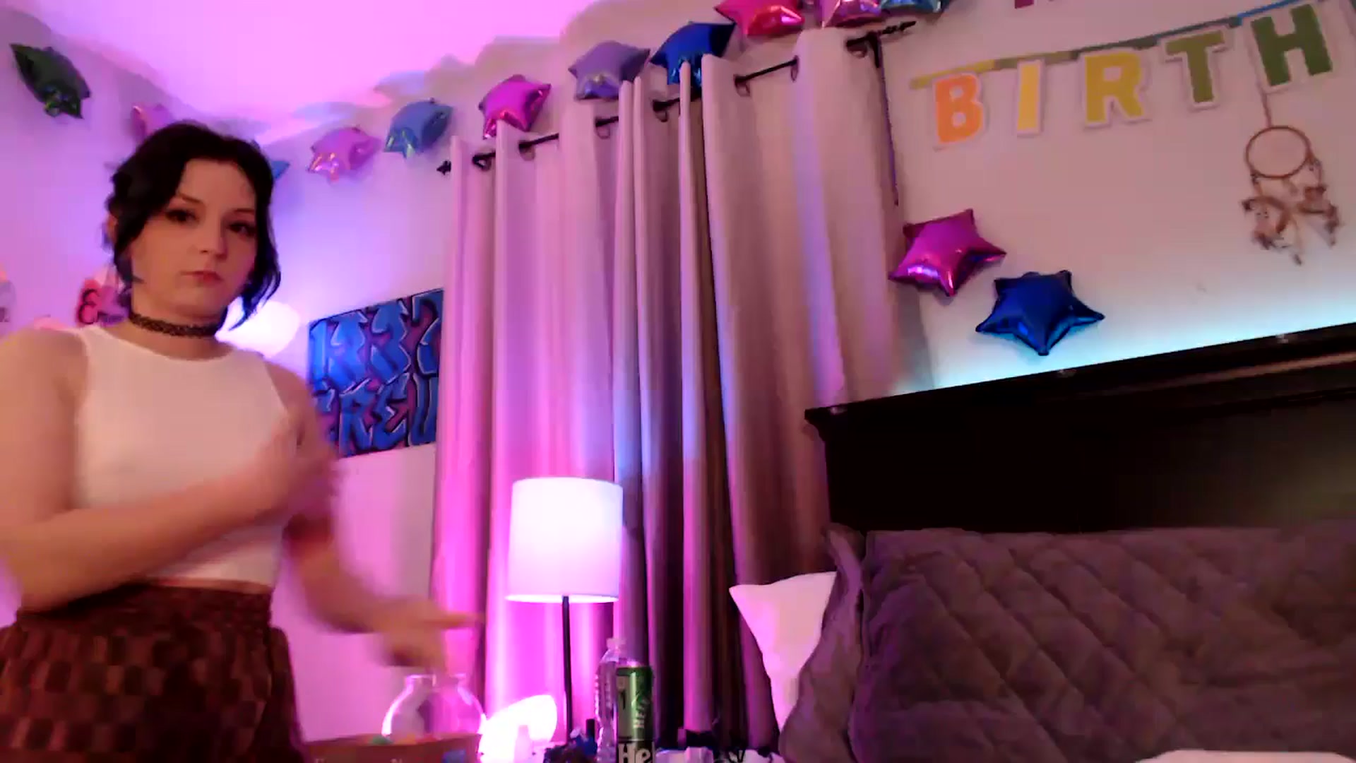 Gallery image thumbnail from BirthdayBEACH's myfreecams stream on, 04/22/2025, 06:40 image 1 of 20