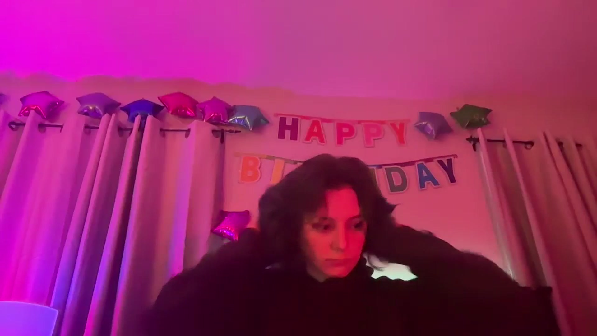 Gallery image thumbnail from BirthdayBEACH's myfreecams stream on, 04/26/2025, 06:05 image 11 of 20