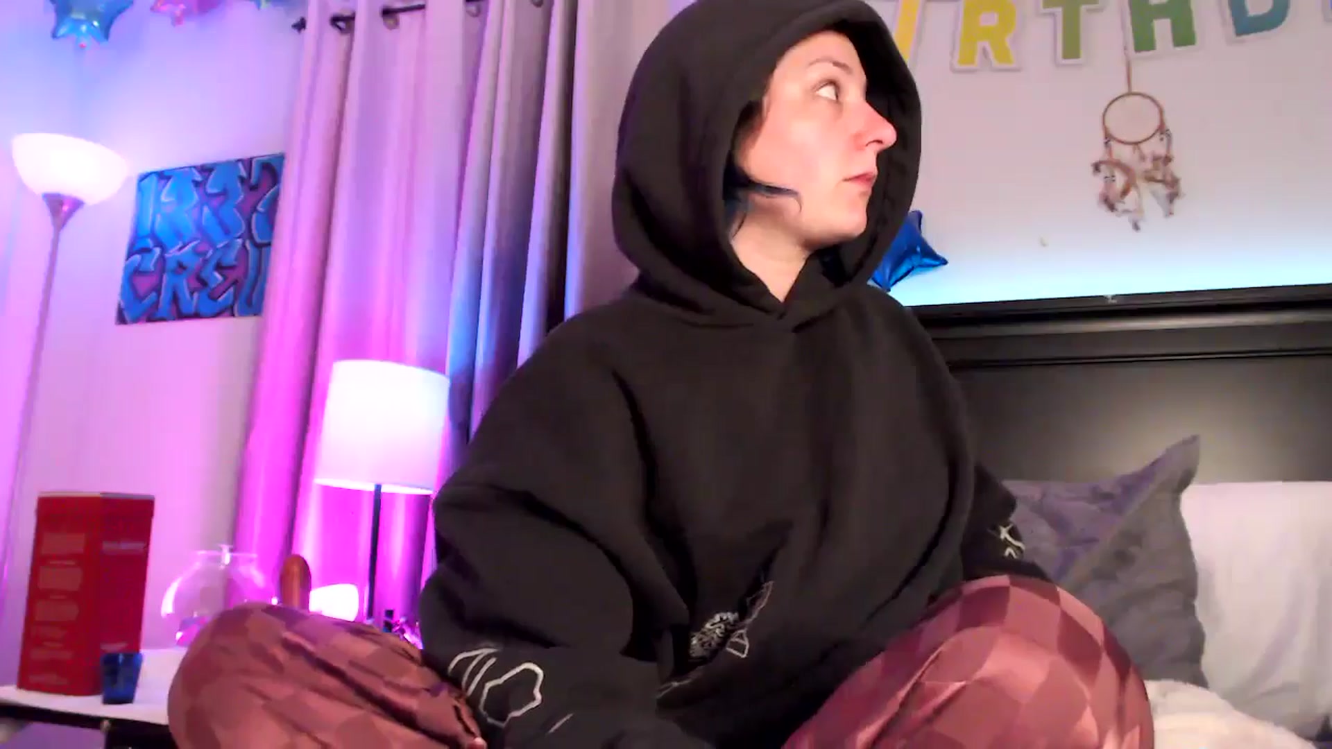Gallery image thumbnail from BirthdayBEACH's myfreecams stream on, 04/26/2025, 06:50 image 20 of 20