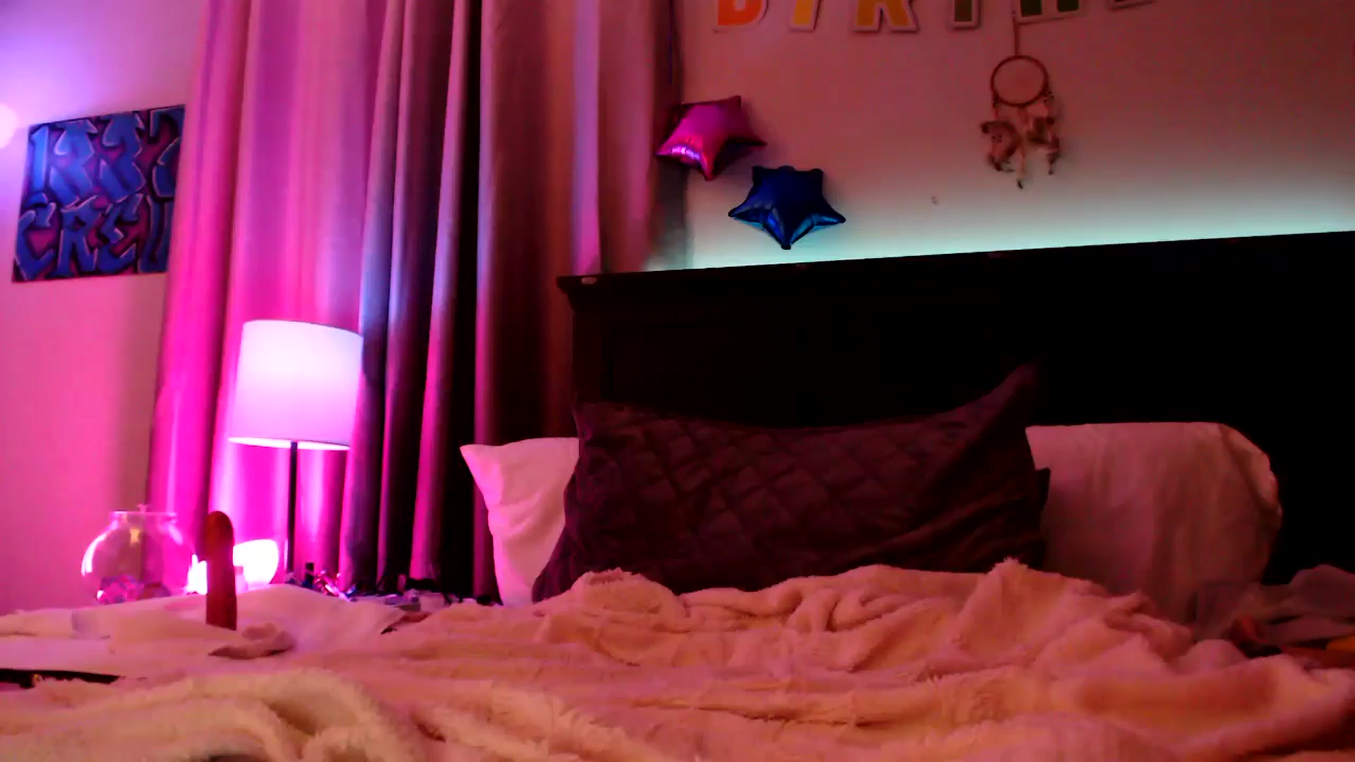 Gallery image thumbnail from BirthdayBEACH's myfreecams stream on, 04/26/2025, 06:50 image 3 of 20