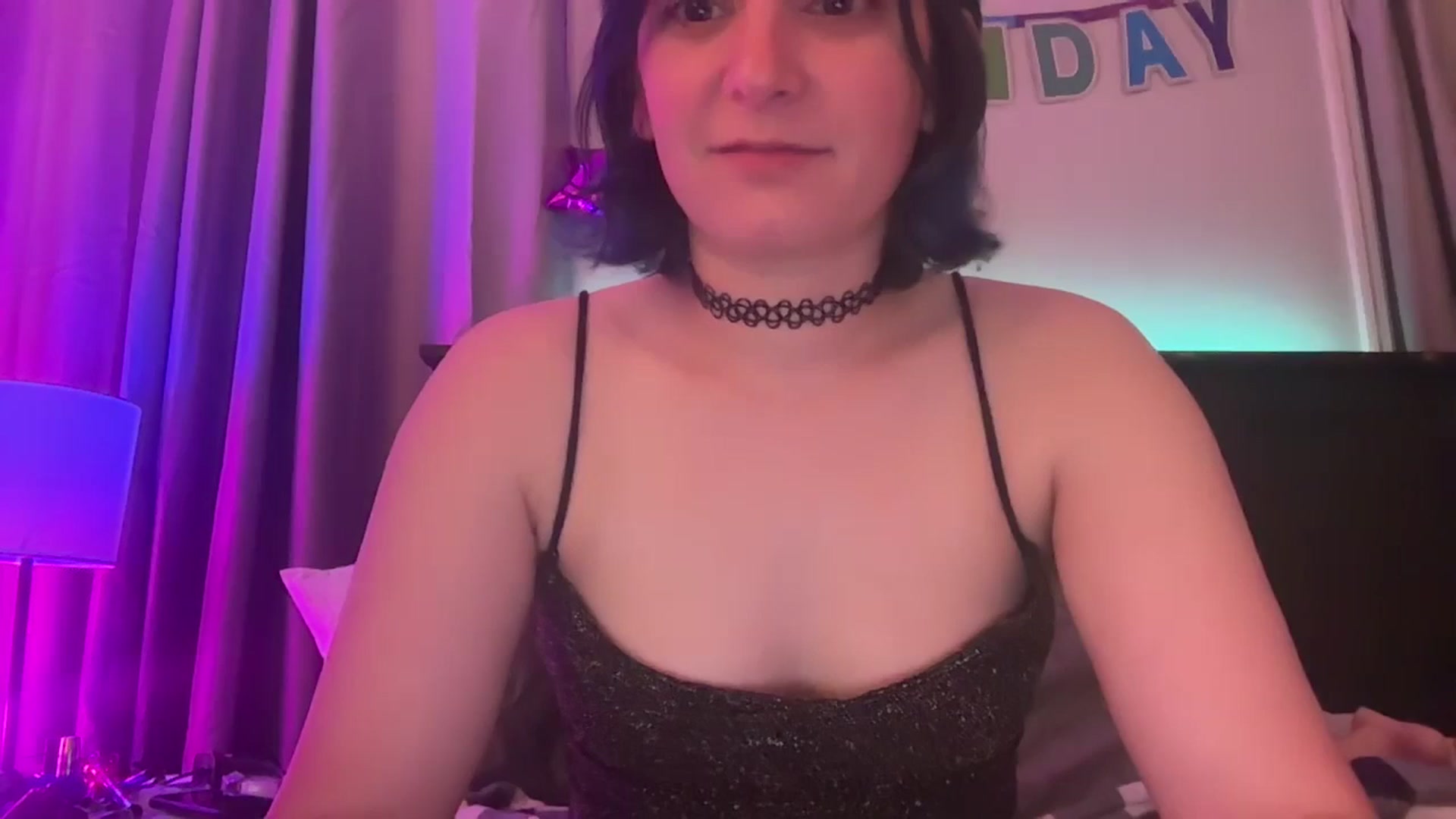 Gallery image thumbnail from BirthdayBEACH's myfreecams stream on, 04/27/2025, 06:58 image 1 of 20