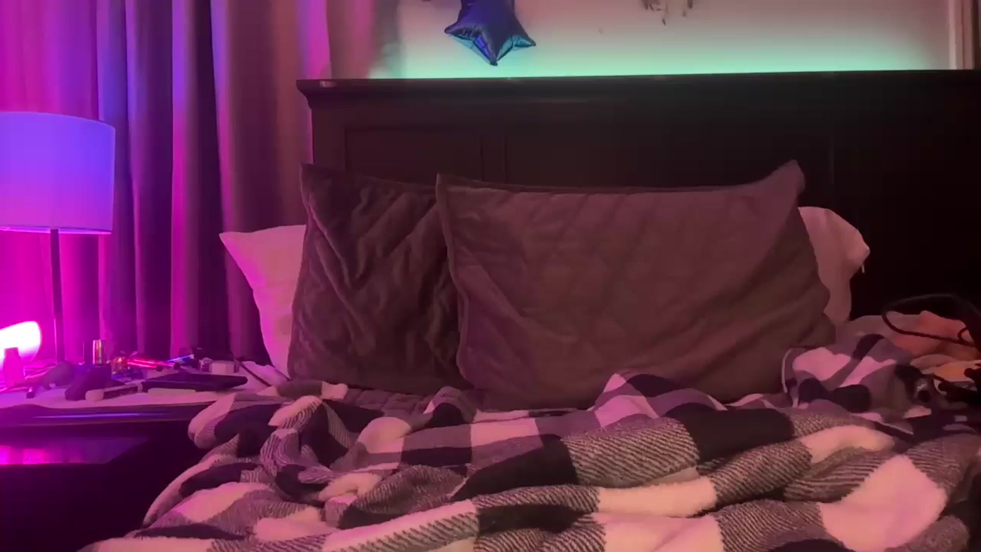 Gallery image thumbnail from BirthdayBEACH's myfreecams stream on, 04/27/2025, 07:21 image 19 of 20