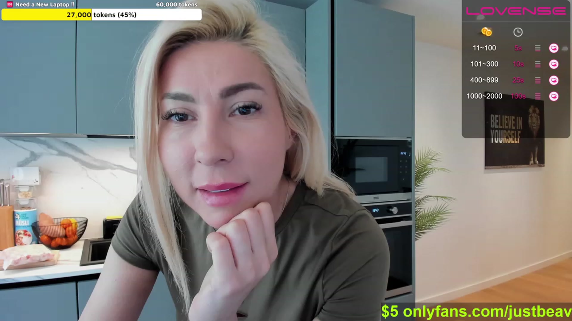 Gallery image thumbnail from BirthdayBea's myfreecams stream on, 04/22/2023, 15:16 image 1 of 20