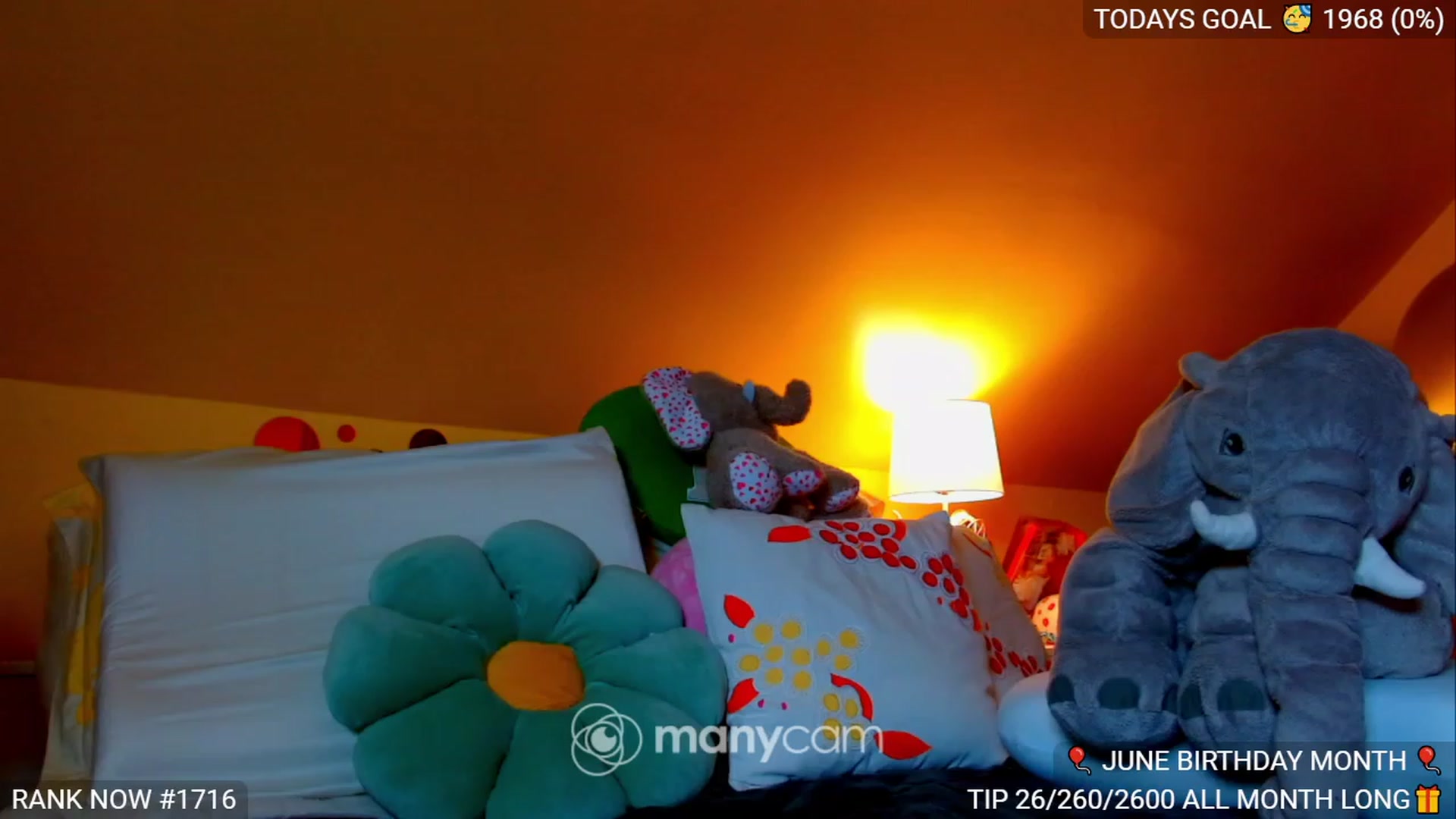 Gallery image thumbnail from BirthdayBella's myfreecams stream on, 06/22/2023, 17:36 image 4 of 20