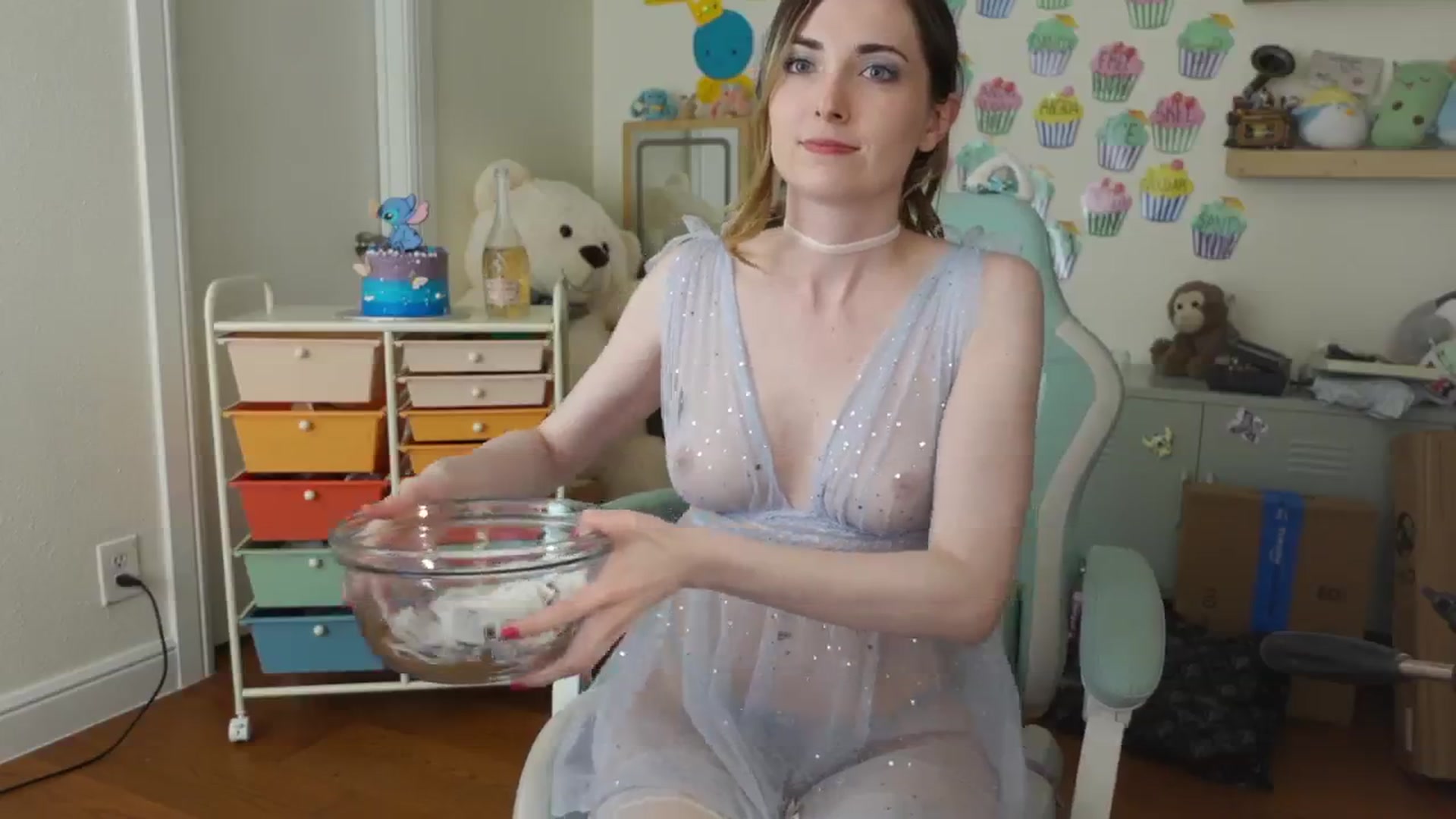 Gallery image thumbnail from BirthdayBerry's myfreecams stream on, 05/31/2025, 04:15 image 8 of 20