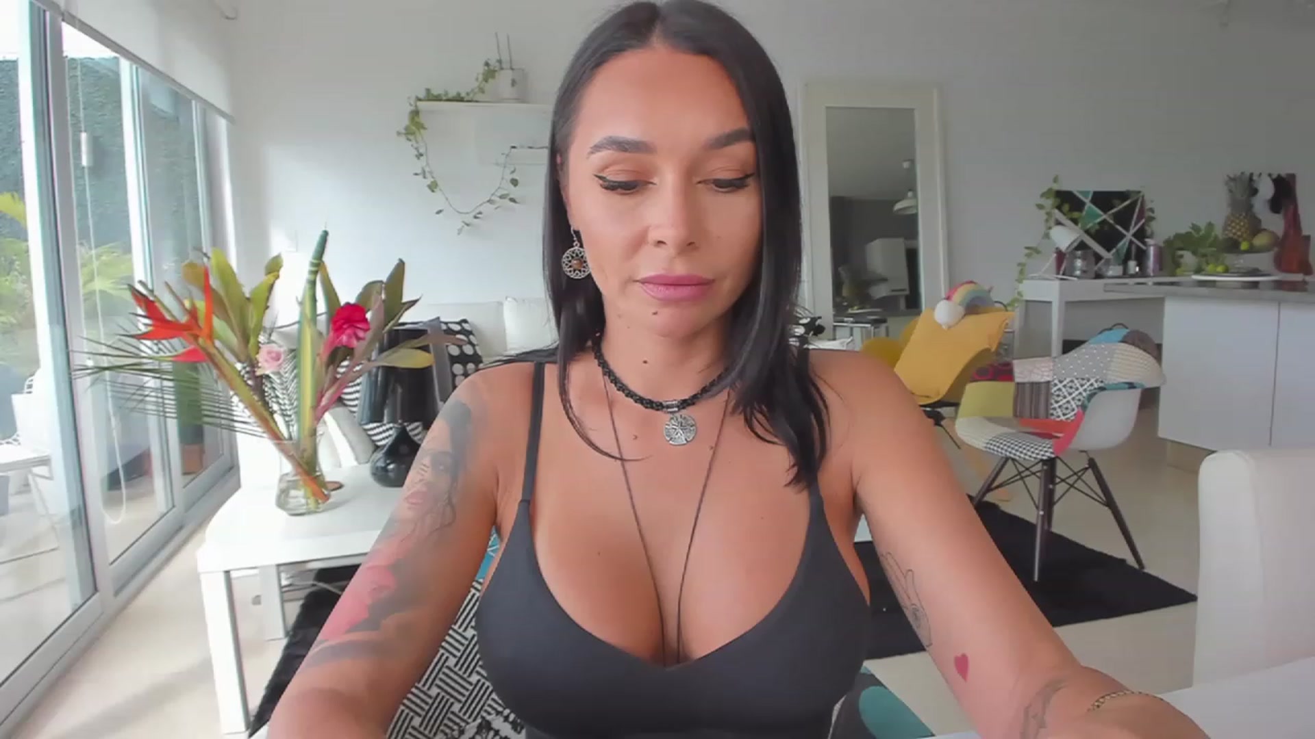 Gallery image thumbnail from BirthdayBetty's myfreecams stream on, 06/04/2023, 21:10 image 18 of 20