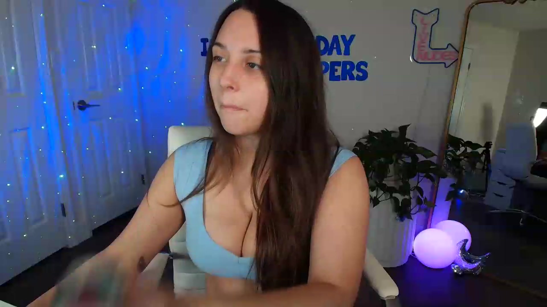 Gallery image thumbnail from BirthdayBrittani's myfreecams stream on, 07/17/2026, 07:21 image 6 of 20