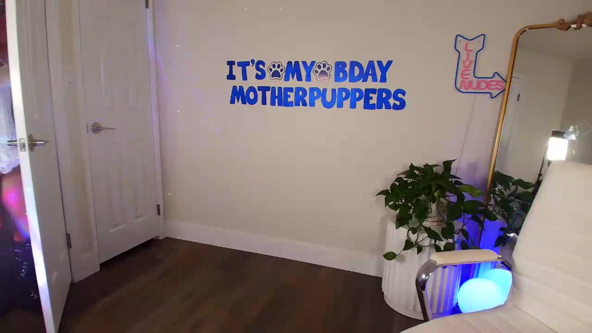 Gallery image thumbnail from BirthdayBrittani's myfreecams stream on, 07/18/2026, 10:14 image 11 of 20