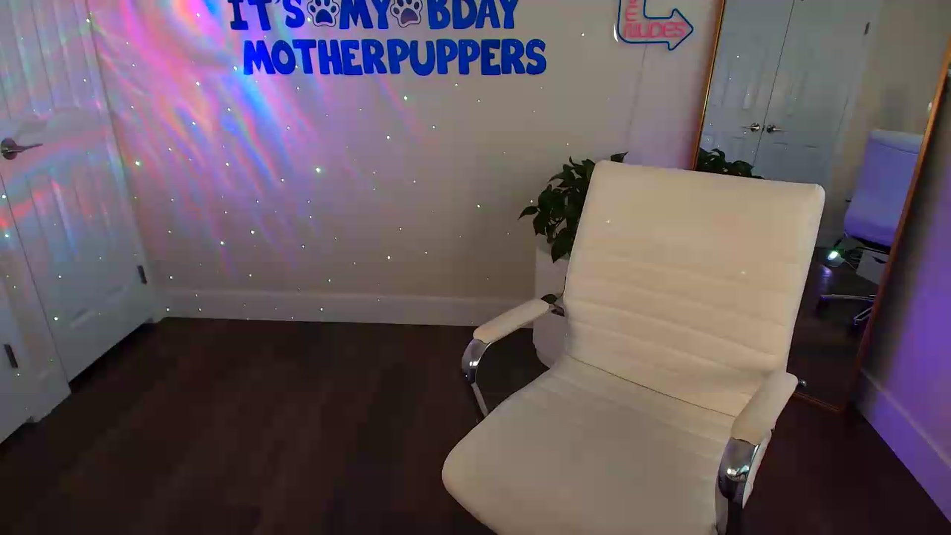 Gallery image thumbnail from BirthdayBrittani's myfreecams stream on, 07/27/2026, 24:01 image 20 of 20