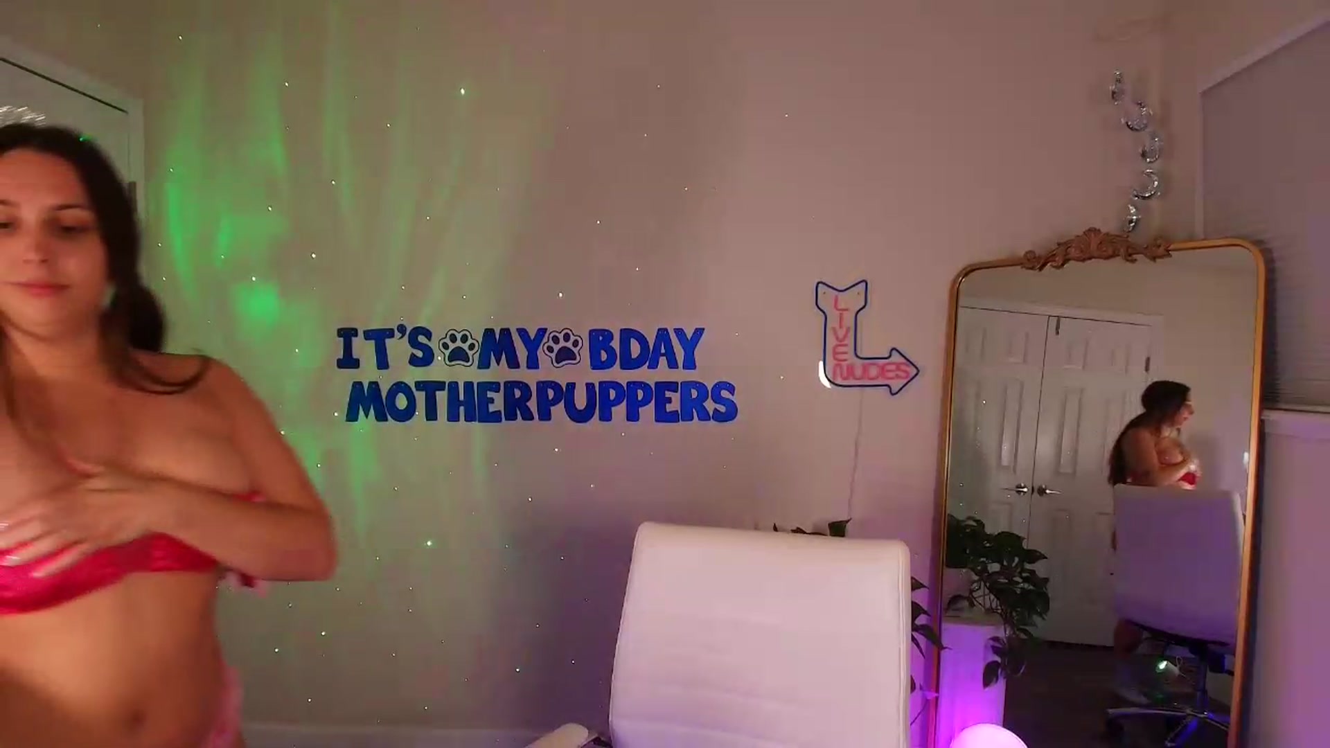 Gallery image thumbnail from BirthdayBrittani's myfreecams stream on, 07/27/2026, 06:04 image 17 of 20
