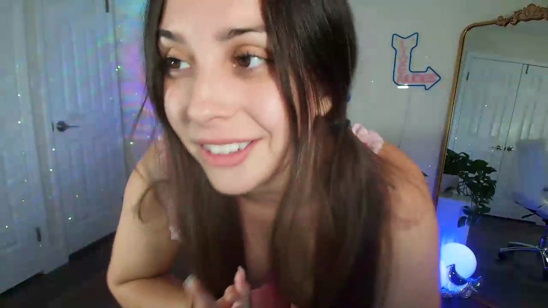 Gallery image thumbnail from BirthdayBrittani's myfreecams stream on, 07/27/2026, 09:11 image 4 of 20
