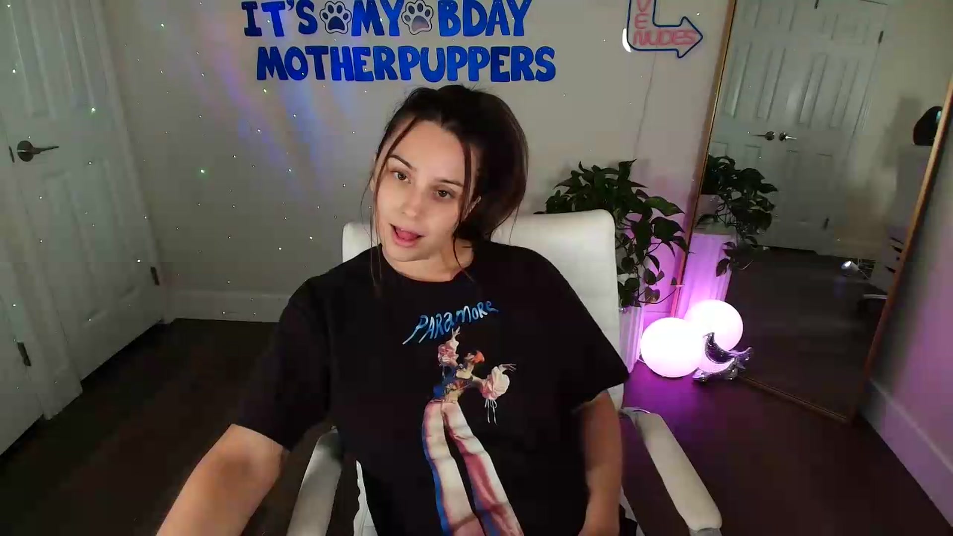 Gallery image thumbnail from BirthdayBrittani's myfreecams stream on, 07/29/2026, 05:07 image 13 of 20