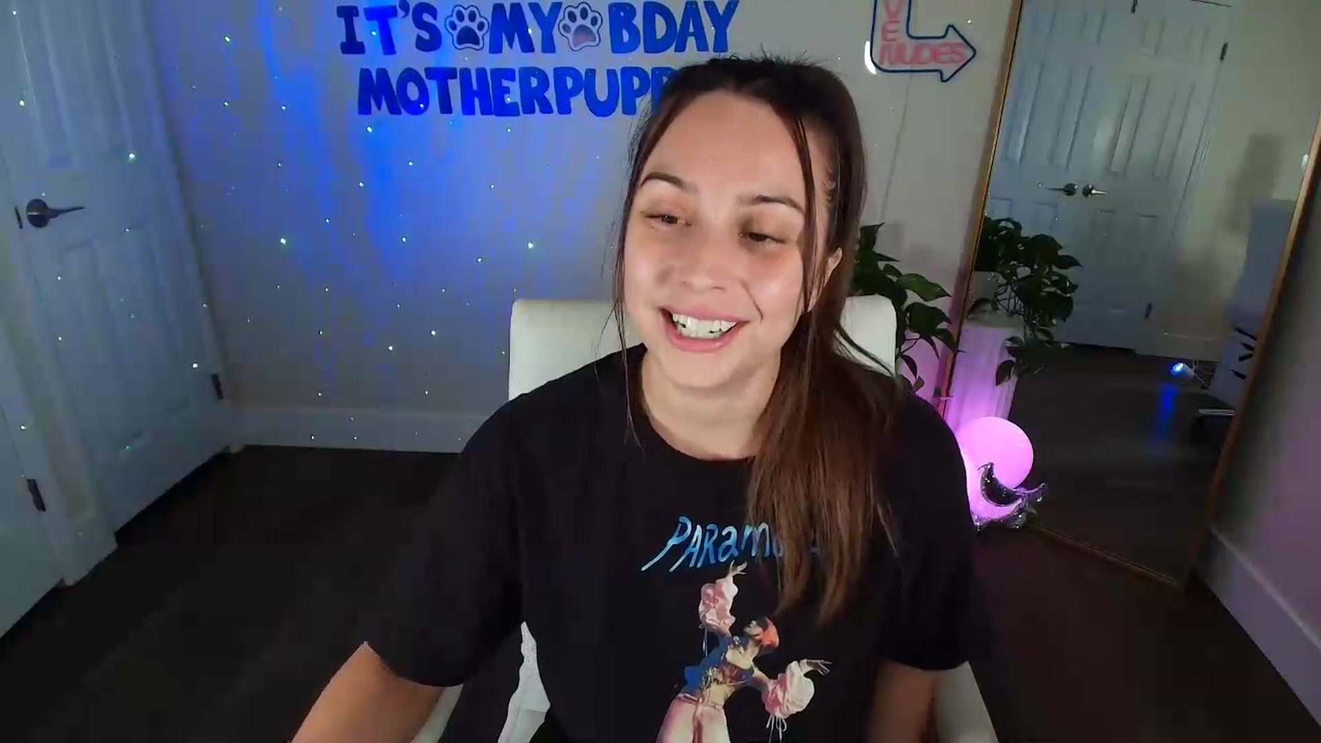 Gallery image thumbnail from BirthdayBrittani's myfreecams stream on, 07/29/2026, 05:07 image 17 of 20