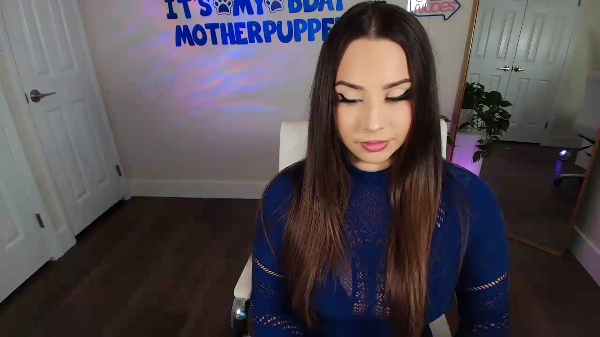 Gallery image thumbnail from BirthdayBrittani's myfreecams stream on, 07/31/2026, 08:23 image 7 of 20