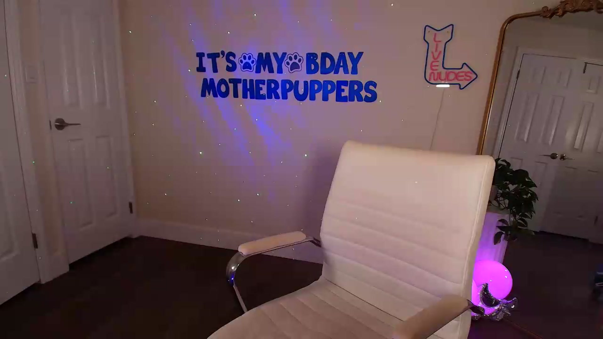 Gallery image thumbnail from BirthdayBrittani's myfreecams stream on, 08/01/2026, 07:20 image 14 of 20