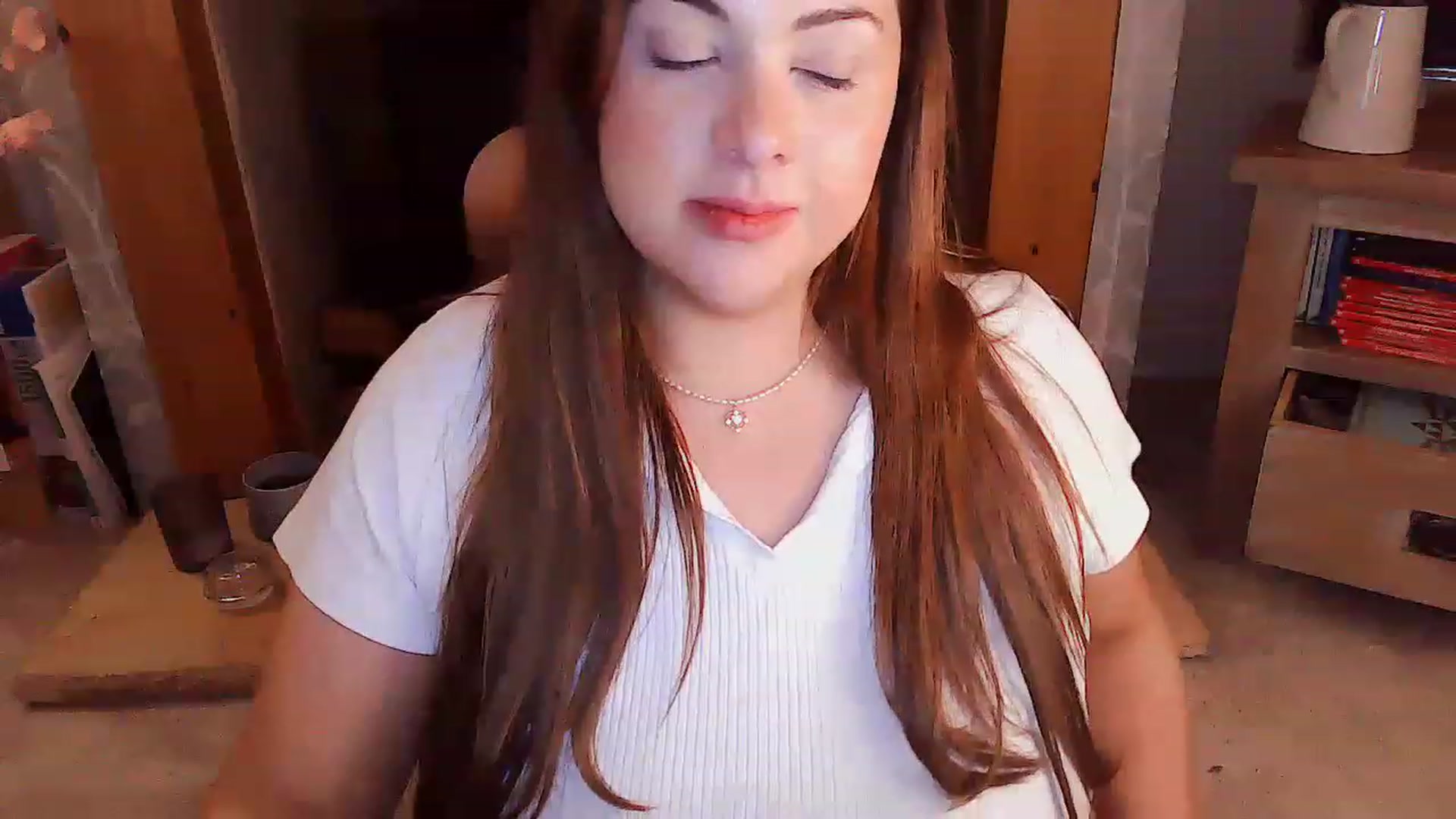 Gallery image thumbnail from BirthdayBunny's myfreecams stream on, 02/27/2023, 08:20 image 4 of 20