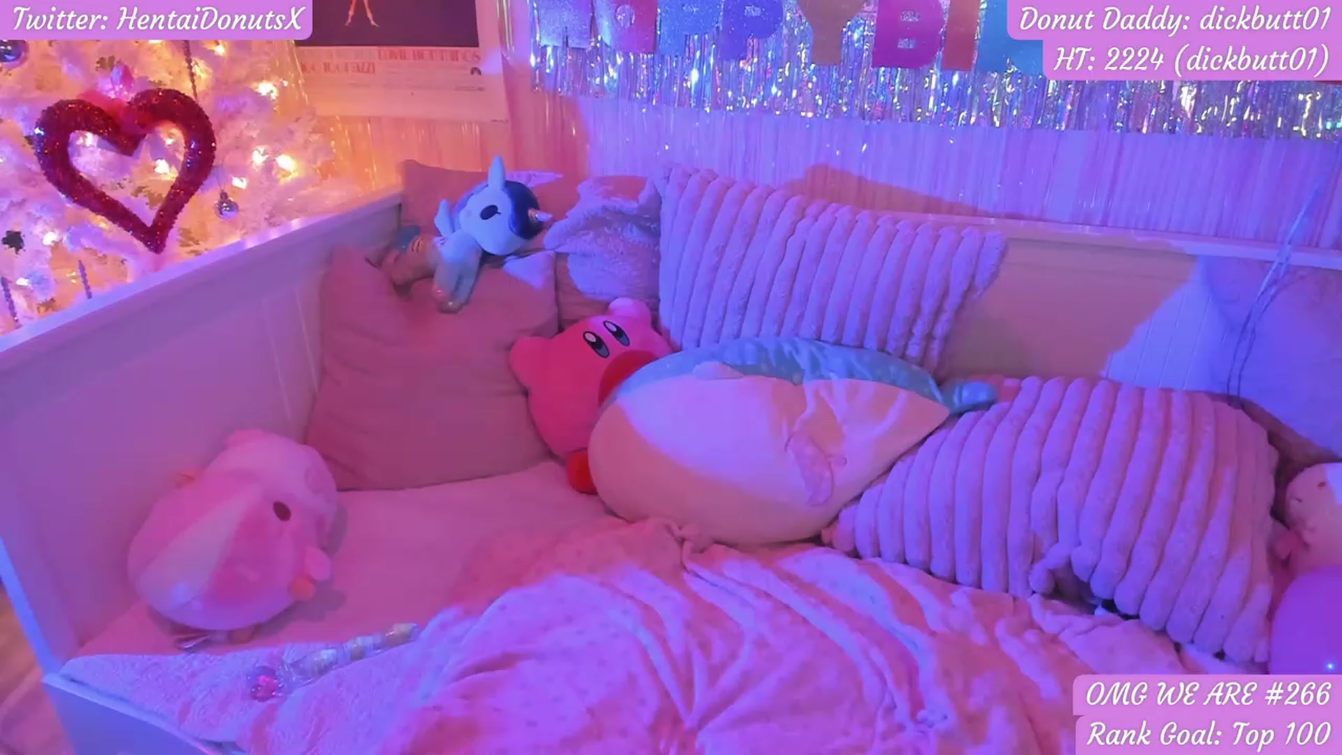 Gallery image thumbnail from BirthdayDonut's myfreecams stream on, 03/18/2023, 08:43 image 20 of 20
