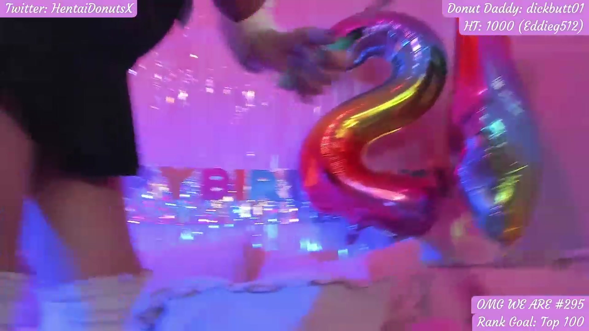 Gallery image thumbnail from BirthdayDonut's myfreecams stream on, 03/18/2023, 08:43 image 10 of 20