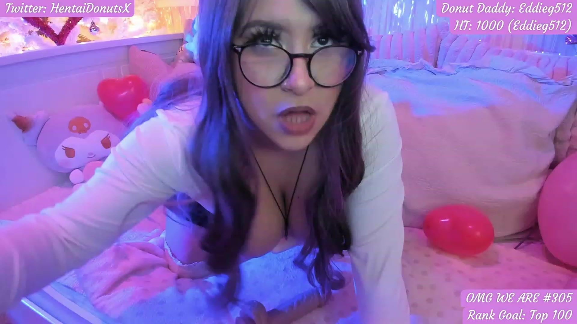 Gallery image thumbnail from BirthdayDonut's myfreecams stream on, 03/18/2023, 08:43 image 2 of 20
