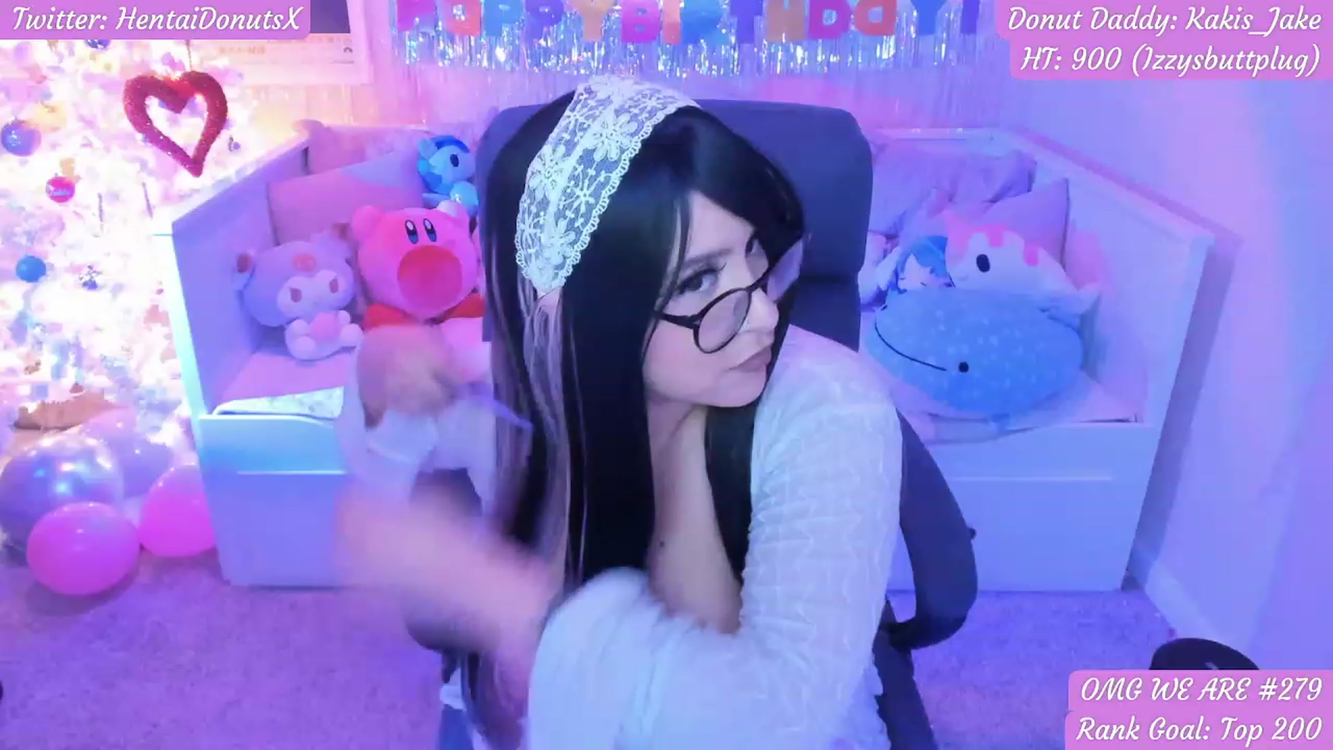 Gallery image thumbnail from BirthdayDonut's myfreecams stream on, 03/25/2023, 06:42 image 20 of 20