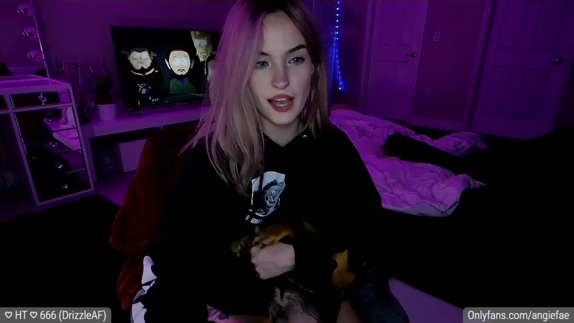 Gallery image thumbnail from BirthdayFae's myfreecams stream on, 04/15/2024, 06:05 image 16 of 20