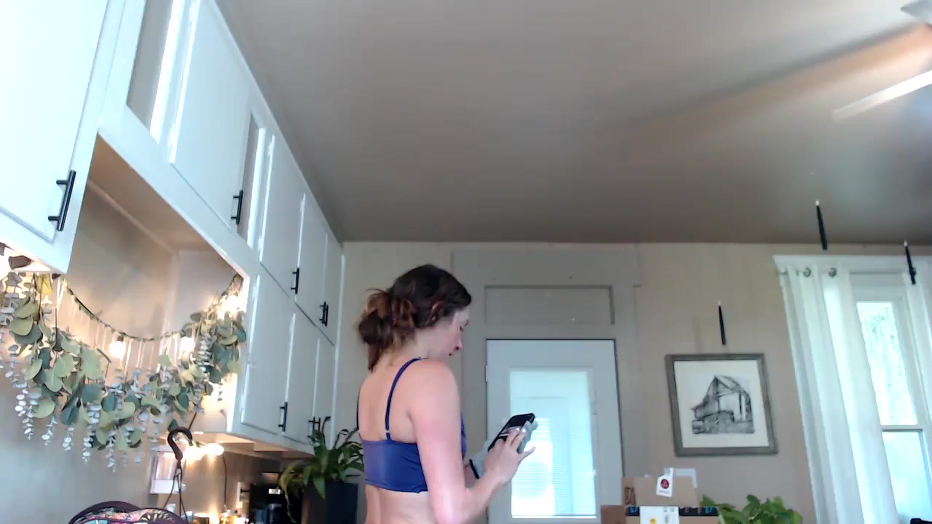 Gallery image thumbnail from BirthdayFarmG's myfreecams stream on, 07/09/2025, 20:32 image 4 of 20