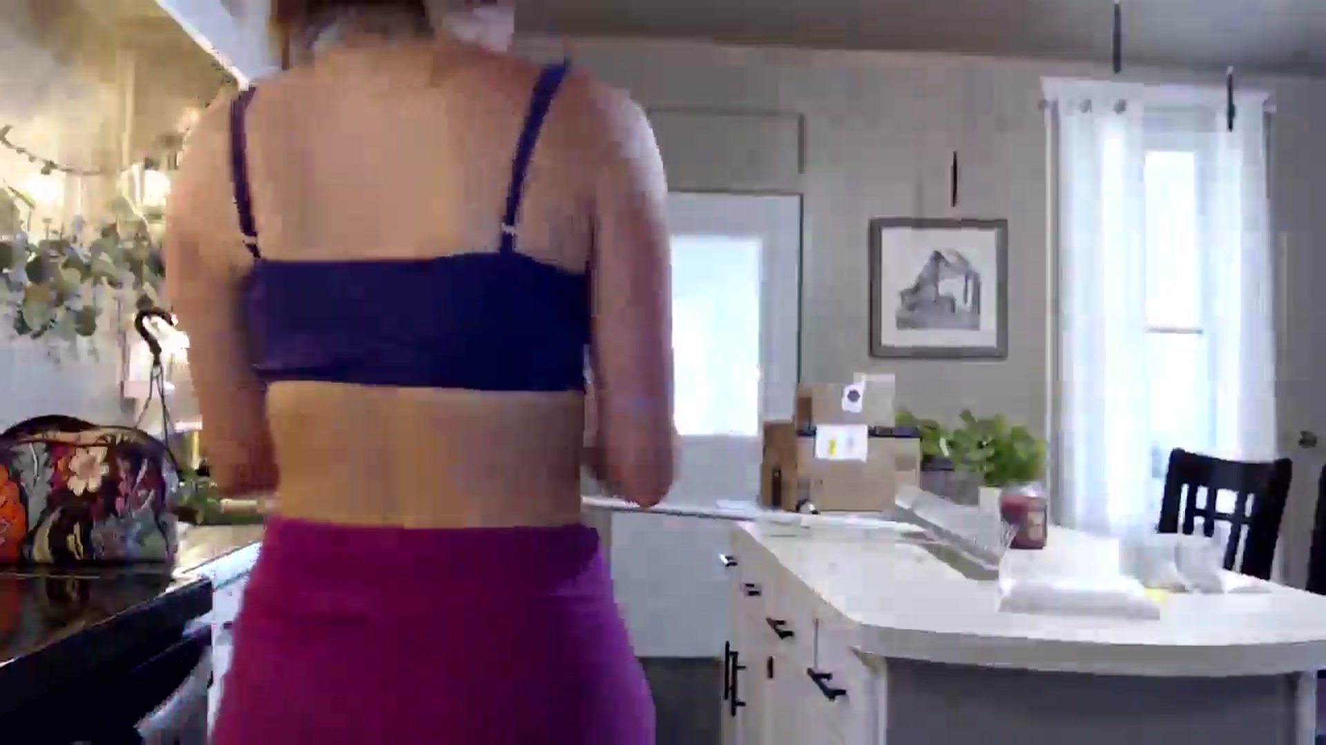Gallery image thumbnail from BirthdayFarmG's myfreecams stream on, 07/09/2025, 20:32 image 16 of 20