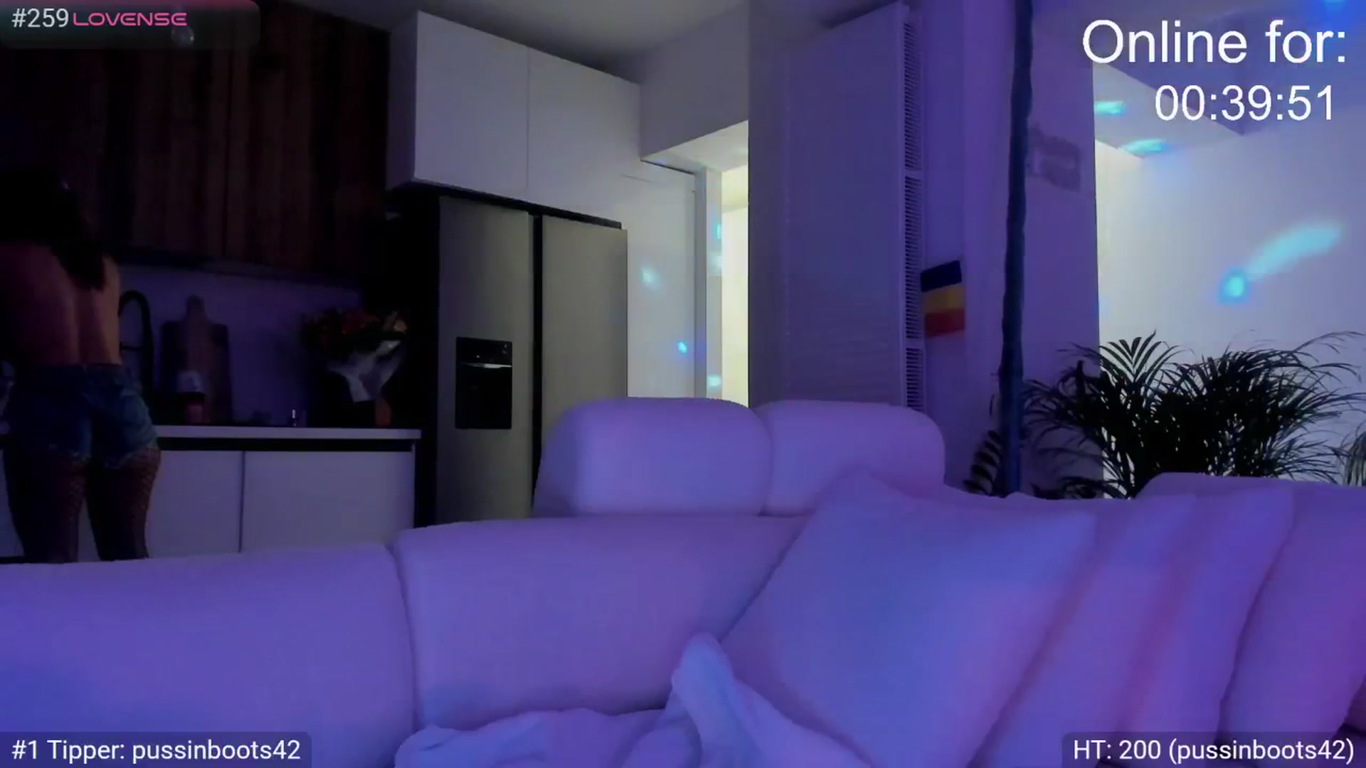 Gallery image thumbnail from BirthdayG1rl's myfreecams stream on, 10/22/2025, 21:09 image 12 of 20