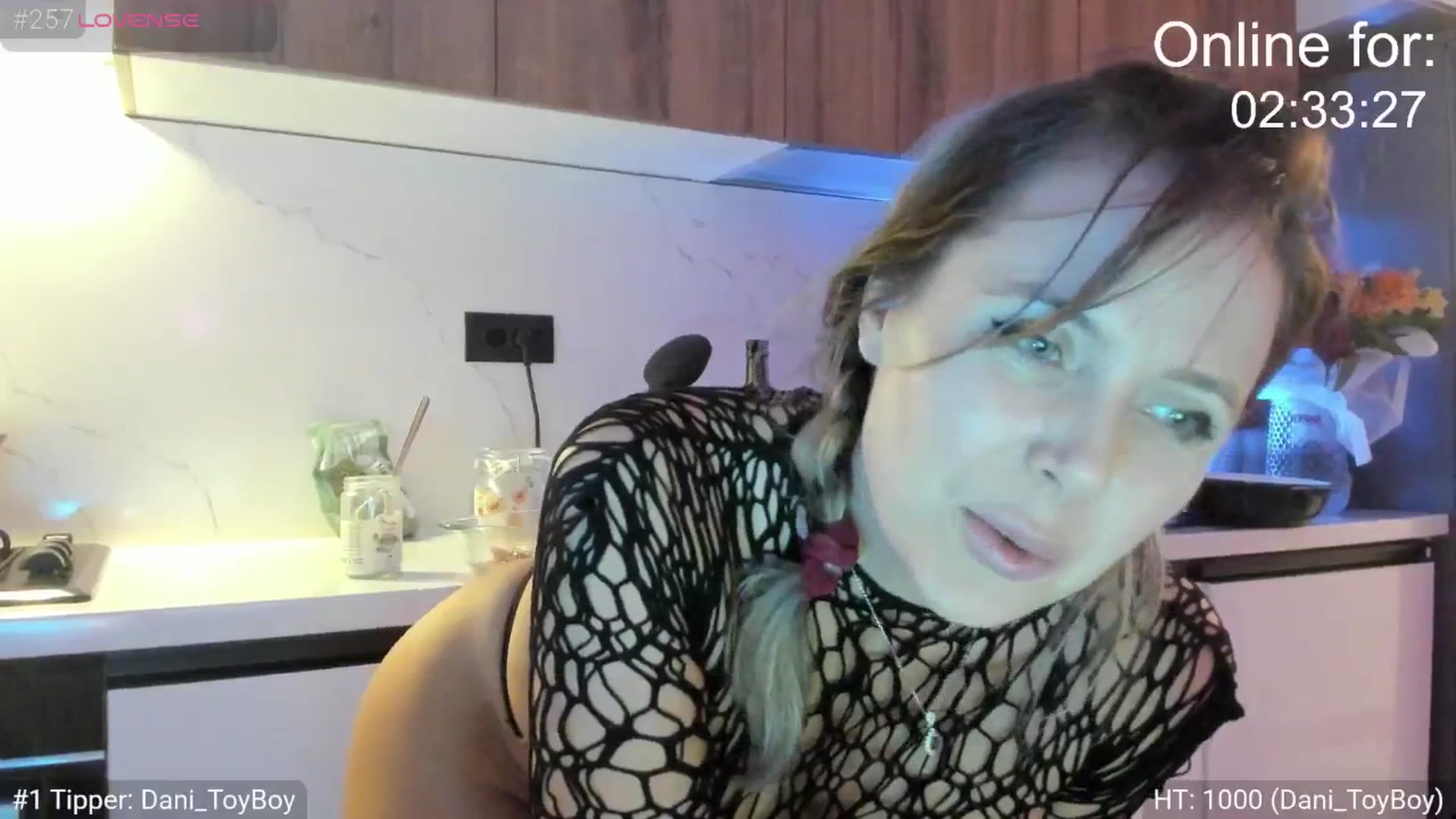 Gallery image thumbnail from BirthdayG1rl's myfreecams stream on, 10/23/2025, 20:38 image 12 of 20