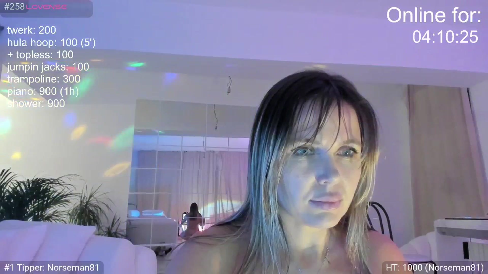 Gallery image thumbnail from BirthdayG1rl's myfreecams stream on, 10/25/2025, 24:21 image 14 of 20