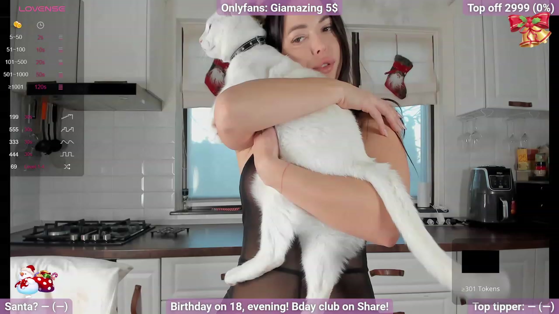 Gallery image thumbnail from BirthdayGia's myfreecams stream on, 12/16/2023, 14:34 image 4 of 20