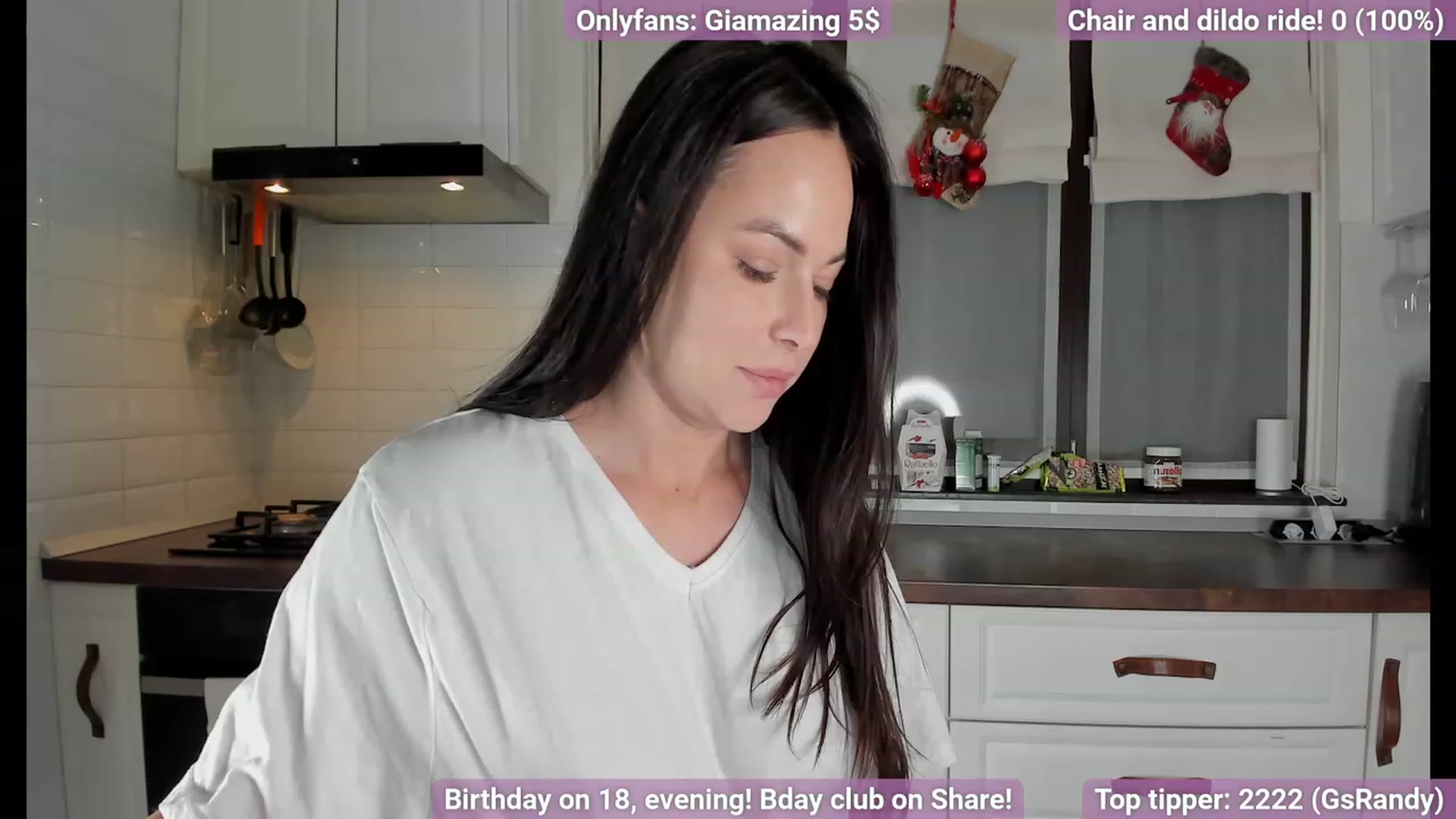 Gallery image thumbnail from BirthdayGia's myfreecams stream on, 12/16/2023, 18:07 image 19 of 20