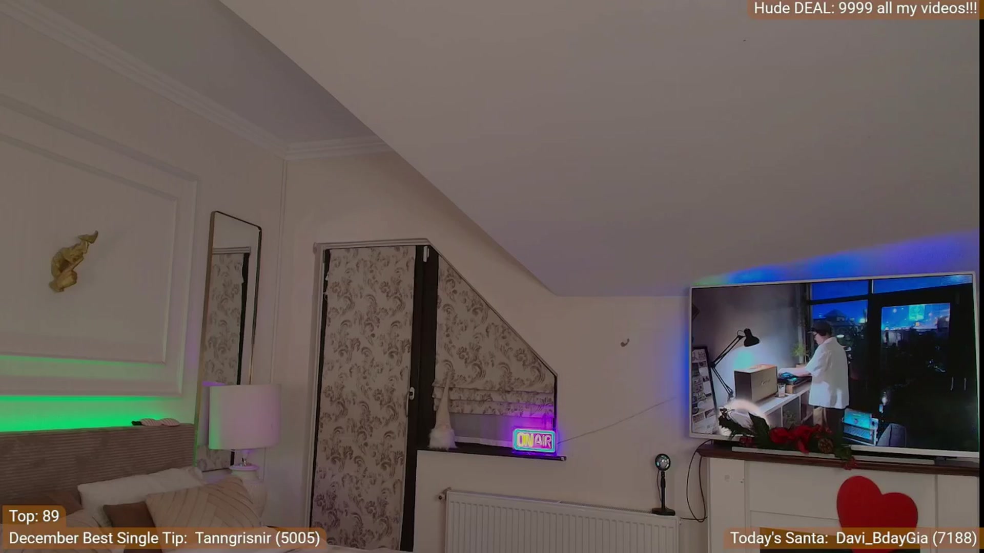 Gallery image thumbnail from BirthdayGia19's myfreecams stream on, 12/19/2025, 01:03 image 11 of 20