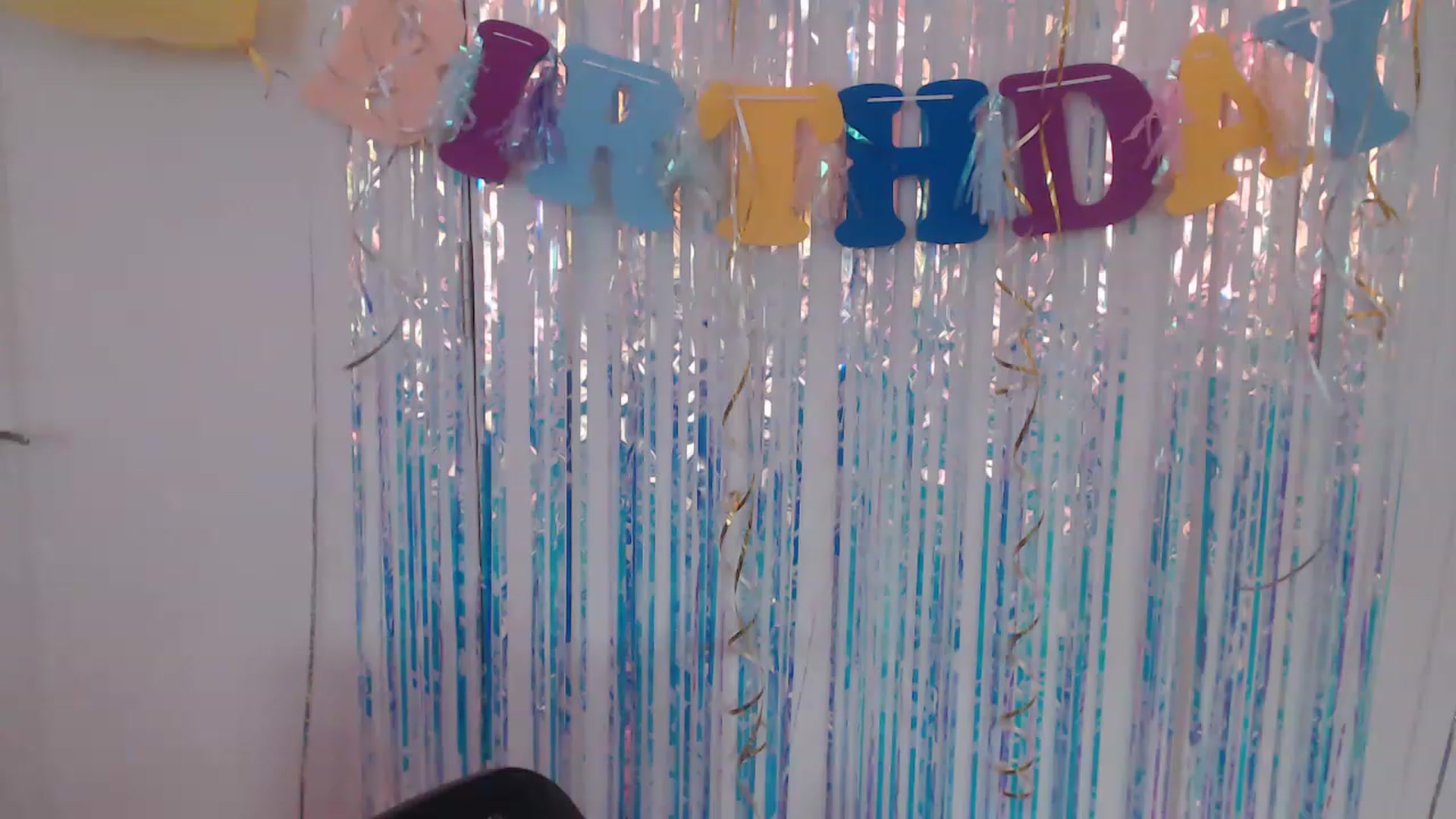 Gallery image thumbnail from BirthdayGirl's myfreecams stream on, 04/26/2023, 10:02 image 14 of 20