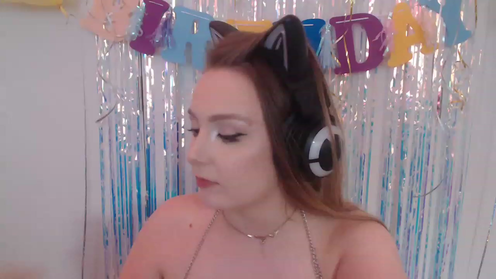 Gallery image thumbnail from BirthdayGirl's myfreecams stream on, 04/26/2023, 10:02 image 12 of 20