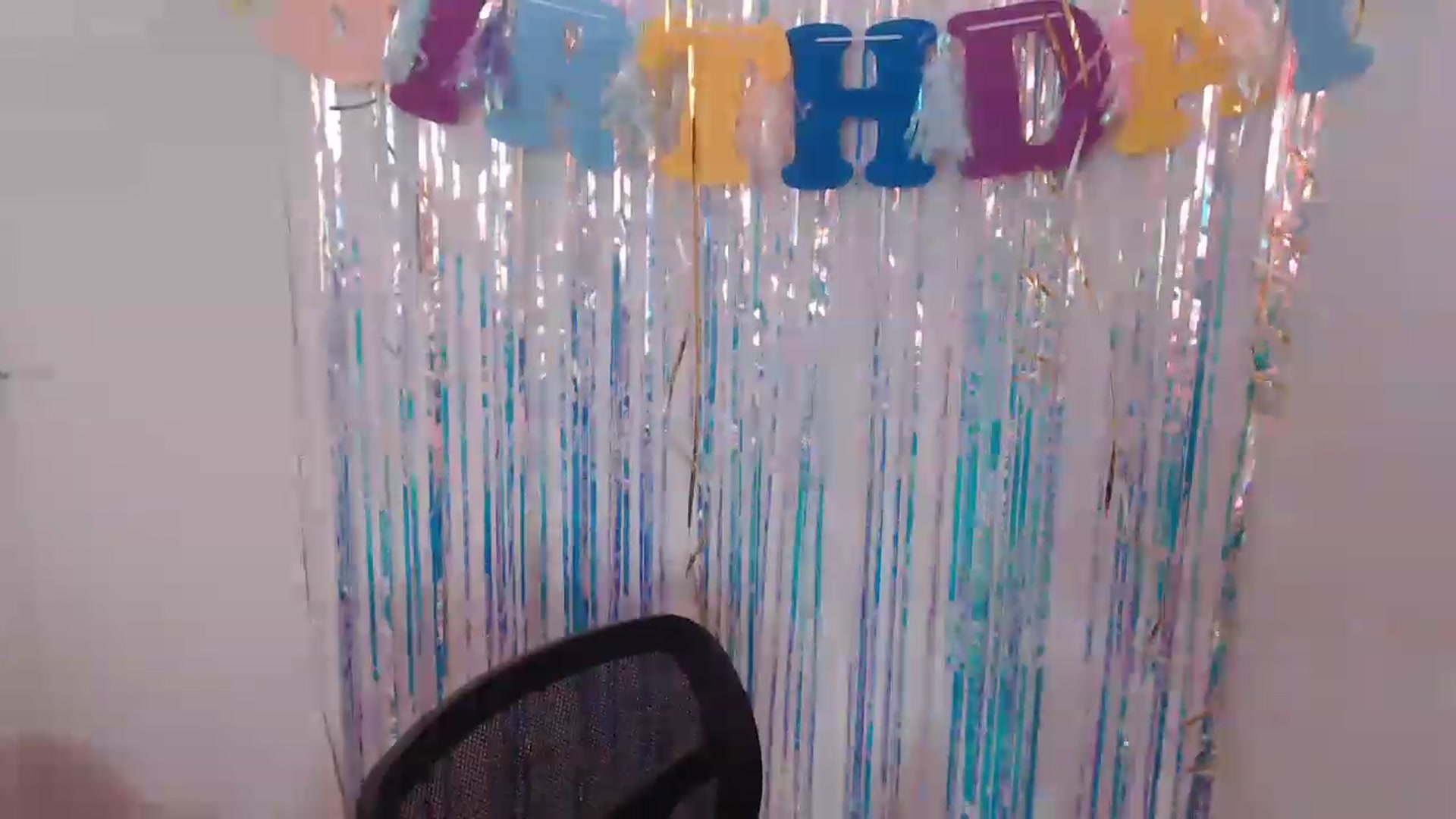 Gallery image thumbnail from BirthdayGirl's myfreecams stream on, 04/27/2023, 09:08 image 16 of 20