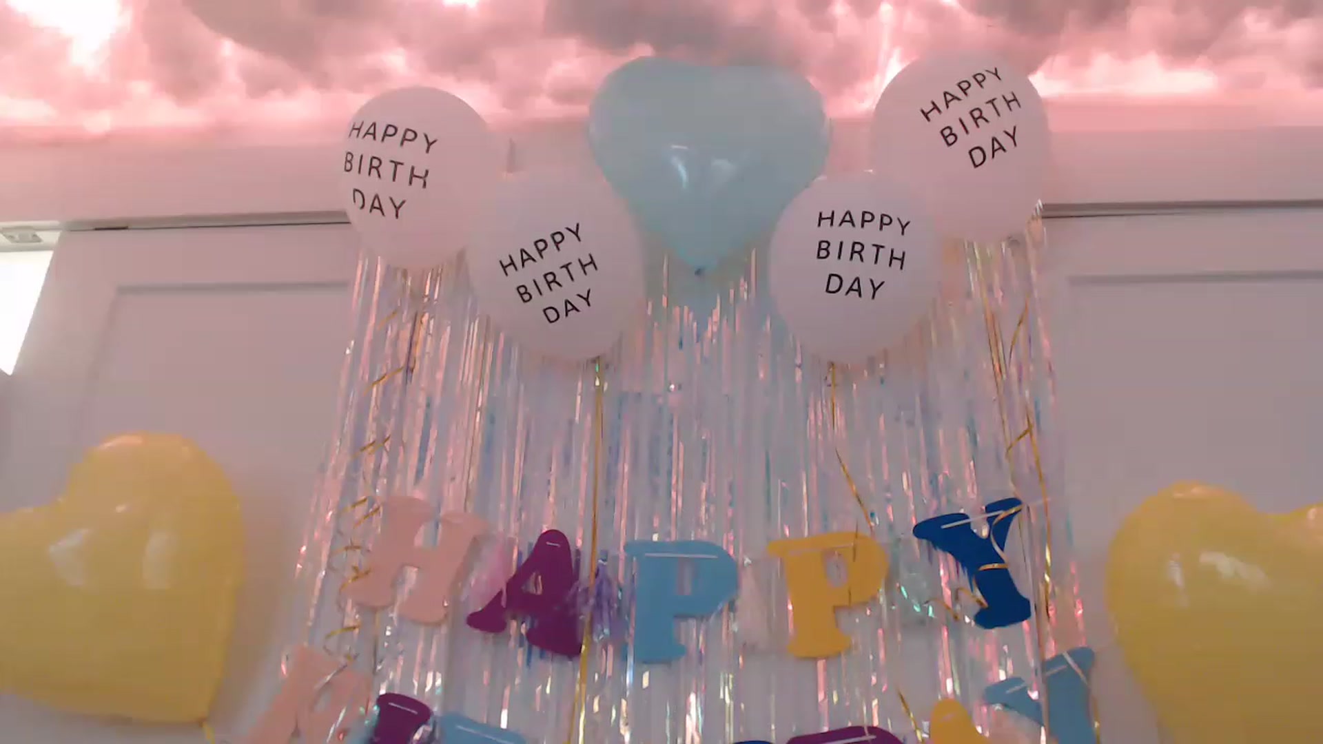 Gallery image thumbnail from BirthdayGirl's myfreecams stream on, 04/27/2023, 09:08 image 10 of 20