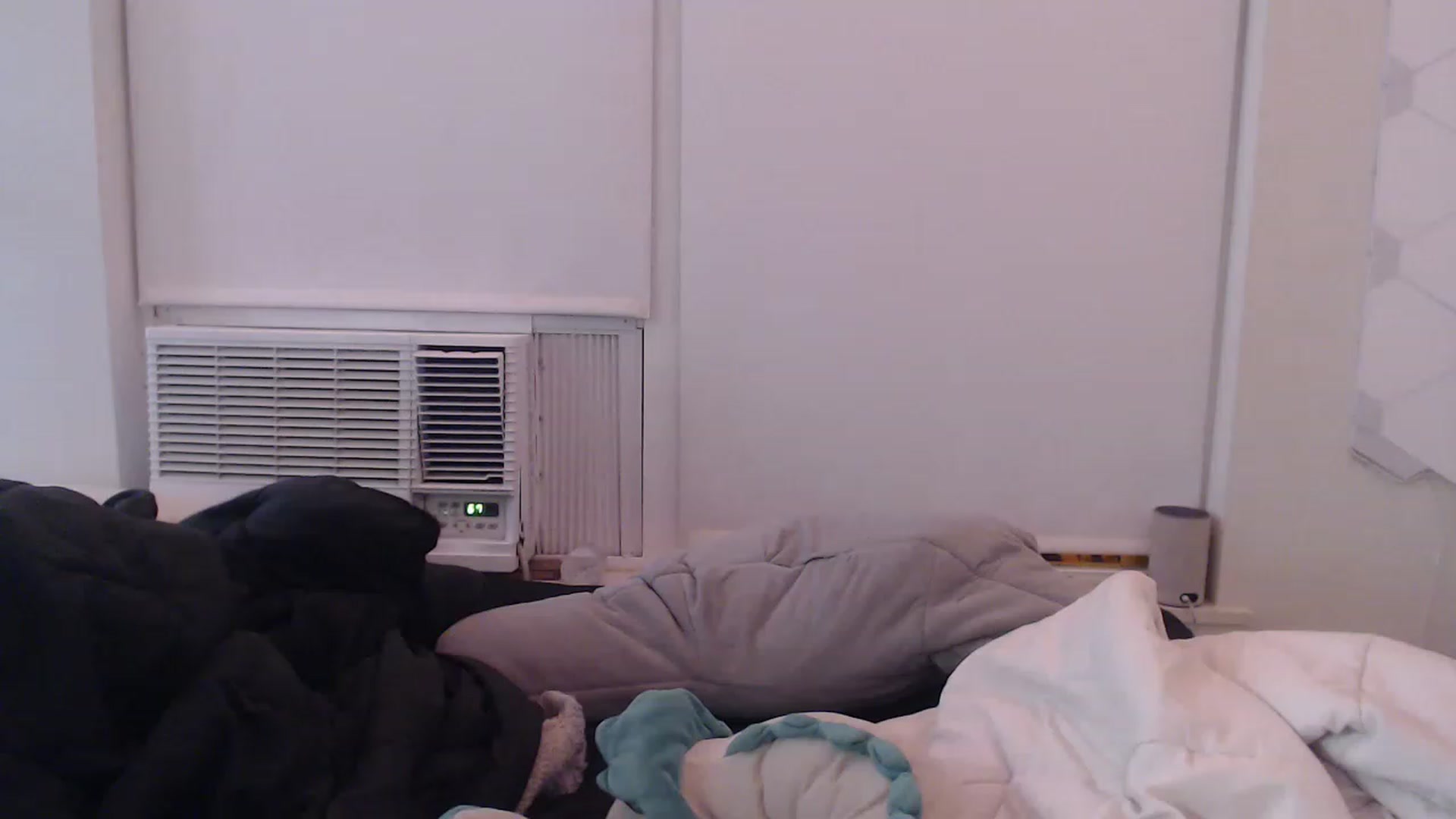 Gallery image thumbnail from BirthdayGirl's myfreecams stream on, 04/27/2023, 09:08 image 1 of 20