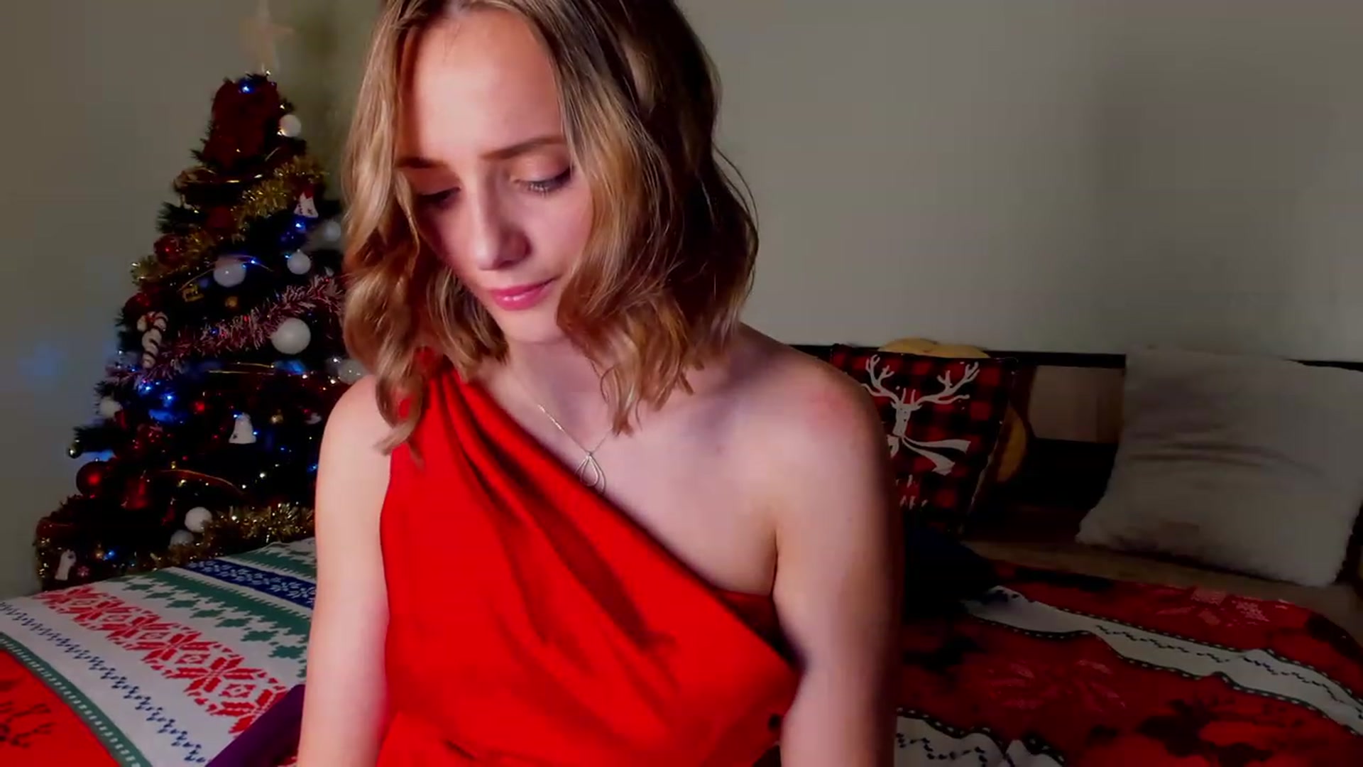 Gallery image thumbnail from BirthdayGirlK's myfreecams stream on, 12/11/2022, 19:44 image 8 of 20