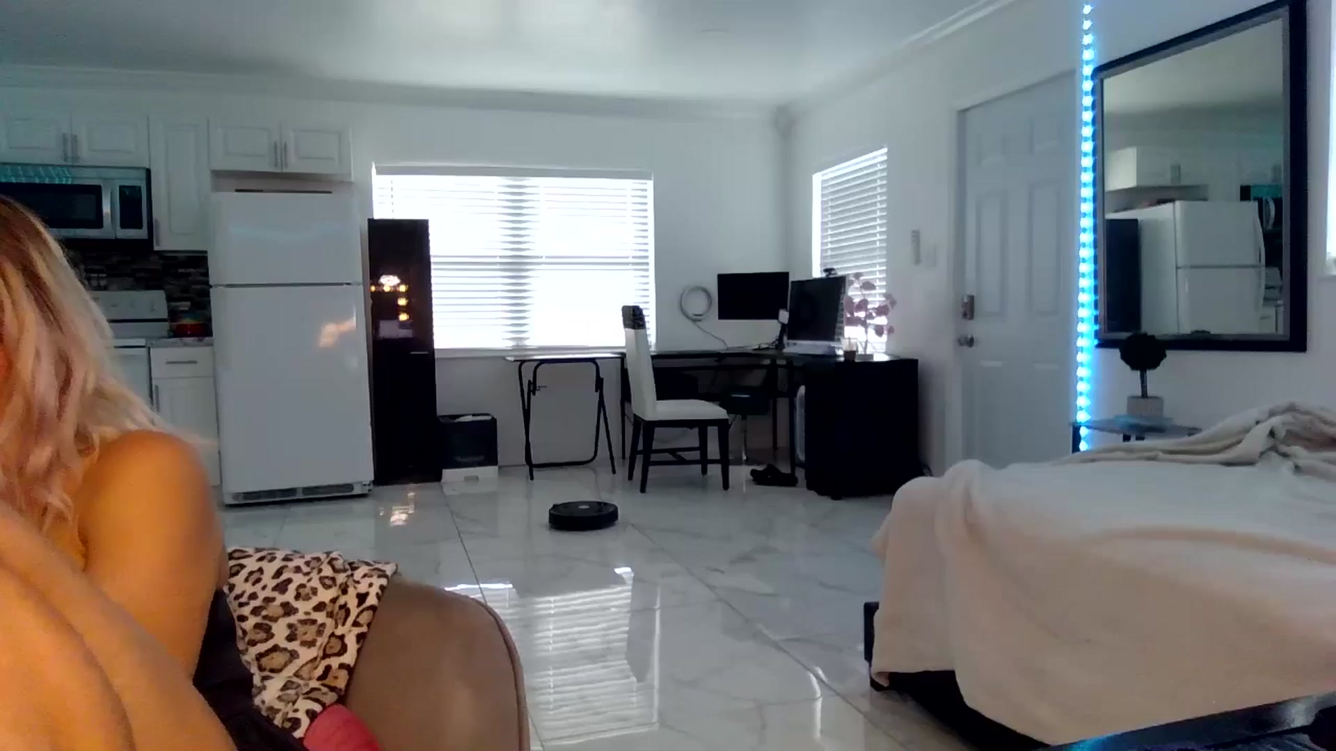 Gallery image thumbnail from BirthdayGirli's myfreecams stream on, 07/14/2024, 21:52 image 4 of 20