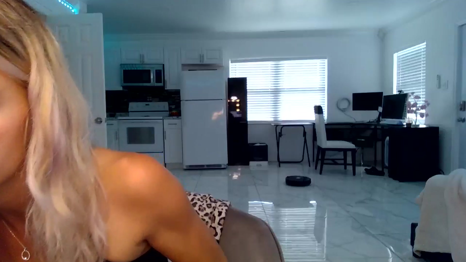 Gallery image thumbnail from BirthdayGirli's myfreecams stream on, 07/14/2024, 21:52 image 2 of 20
