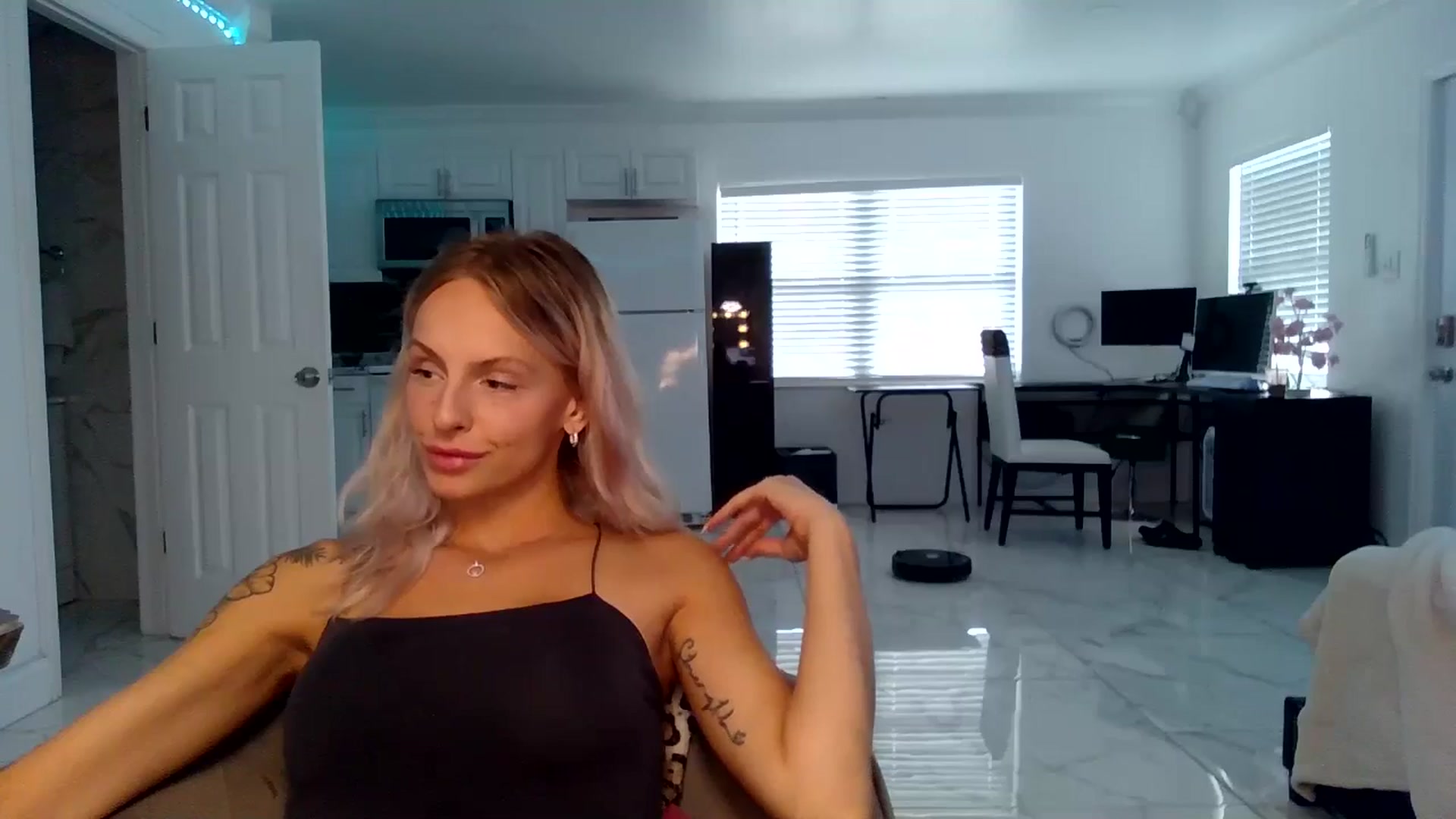 Gallery image thumbnail from BirthdayGirli's myfreecams stream on, 07/14/2024, 21:52 image 3 of 20