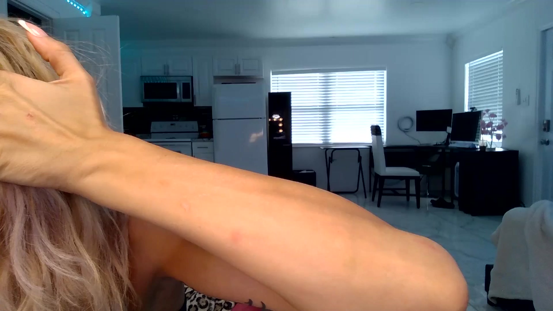 Gallery image thumbnail from BirthdayGirli's myfreecams stream on, 07/14/2024, 21:52 image 15 of 20