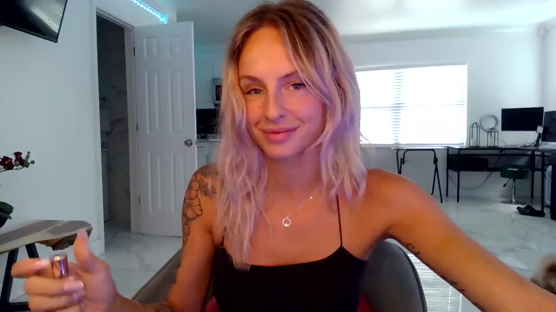 Gallery image thumbnail from BirthdayGirli's myfreecams stream on, 07/15/2024, 13:45 image 9 of 20