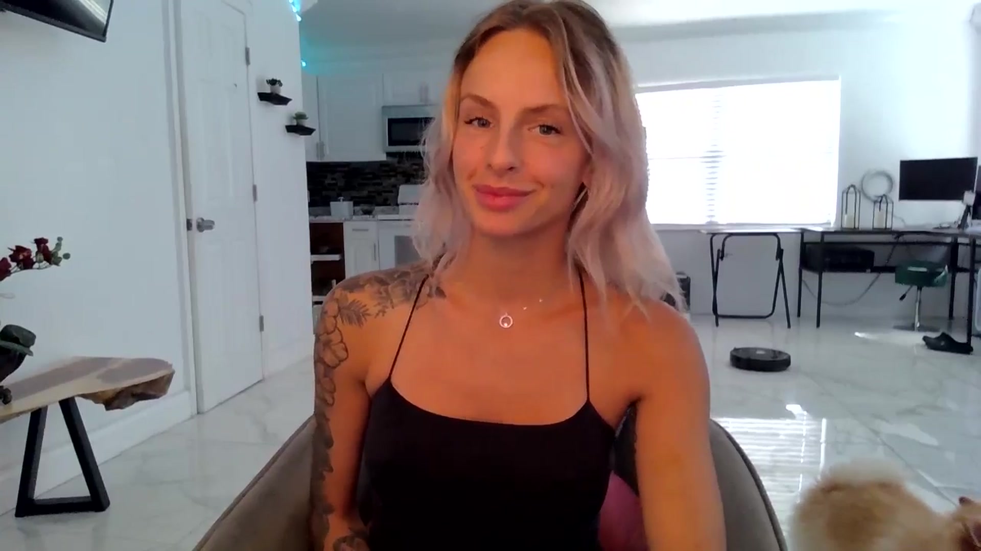 Gallery image thumbnail from BirthdayGirli's myfreecams stream on, 07/15/2024, 13:45 image 19 of 20