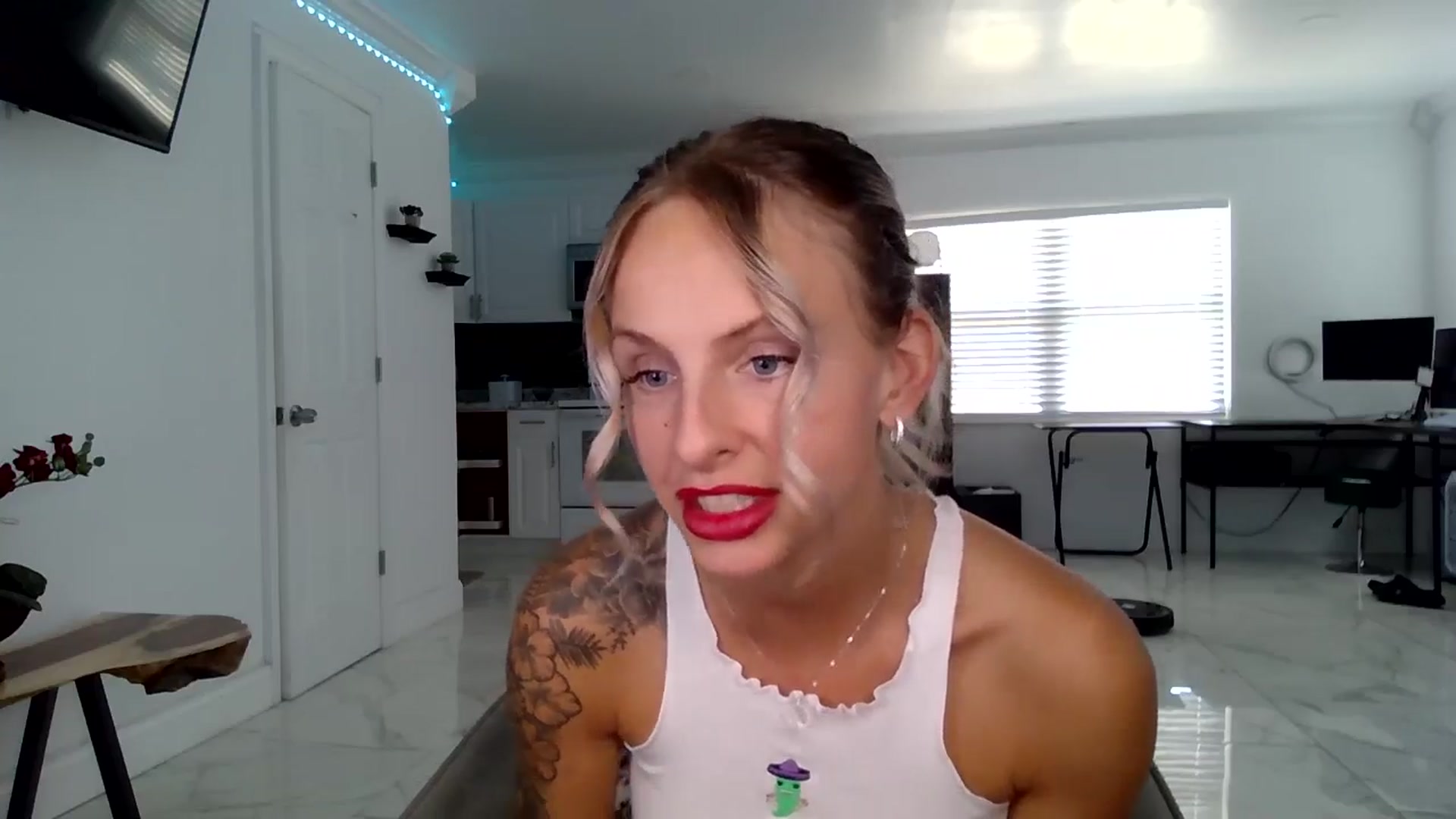 Gallery image thumbnail from BirthdayGirli's myfreecams stream on, 07/15/2024, 19:13 image 9 of 20