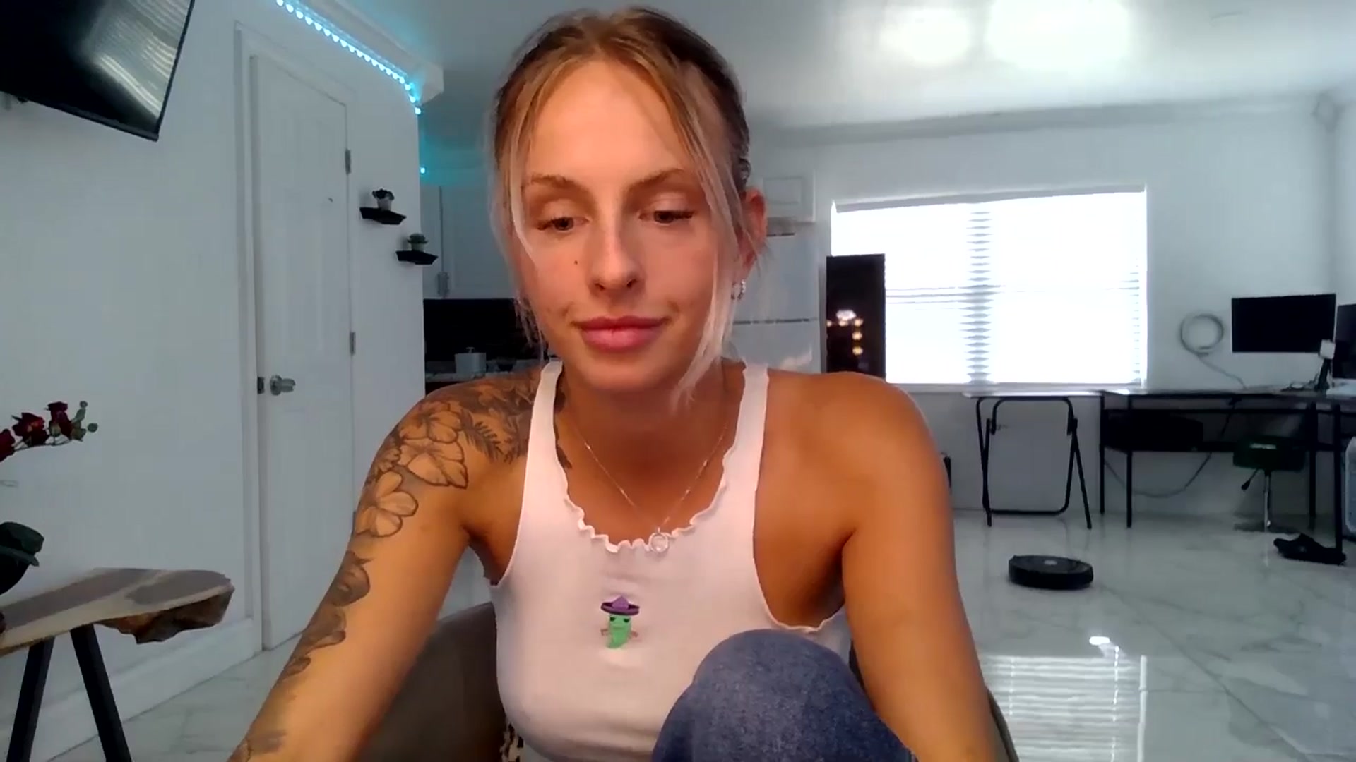 Gallery image thumbnail from BirthdayGirli's myfreecams stream on, 07/15/2024, 19:13 image 2 of 20